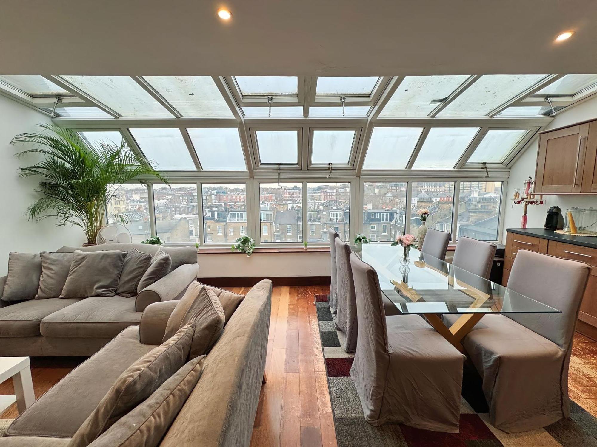Apartment Kensington Premium Three Bed