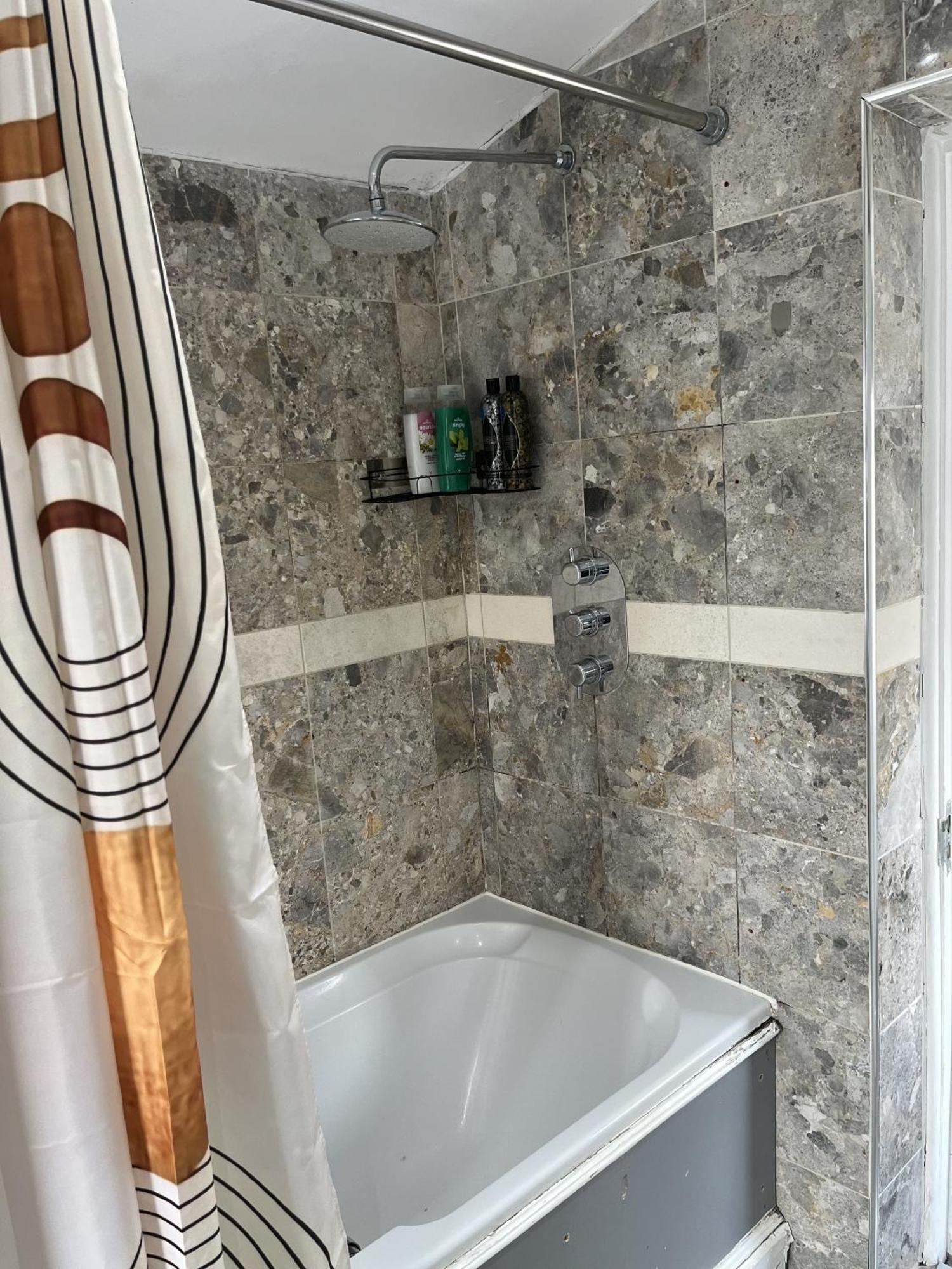 Ferienhaus Reach Retreat Spacious 4bed House Startford Maryland Great Transport Links London