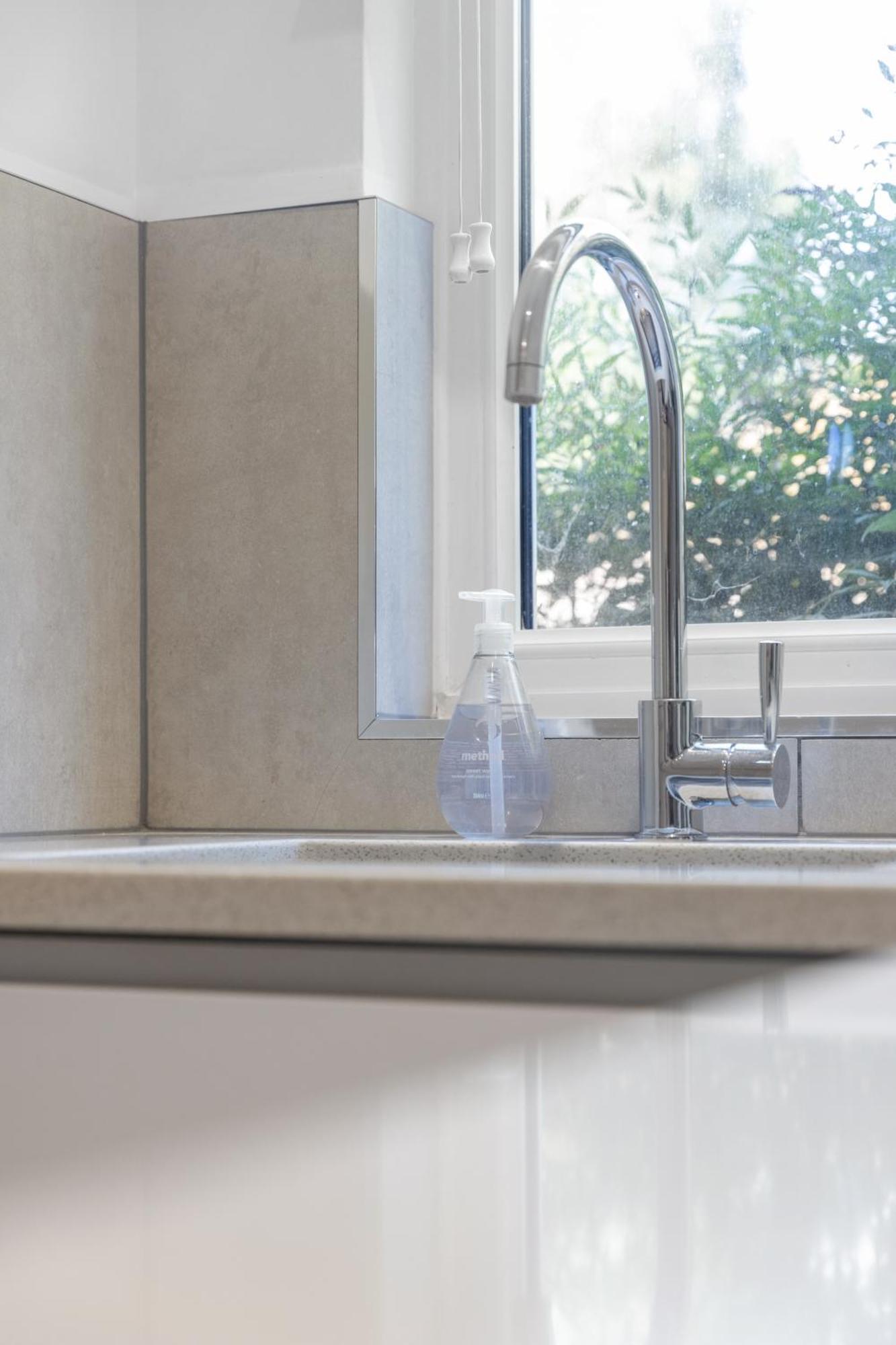 Ferienhaus 4 Bed 2 Bath - Modern Flat Right On Columbia Road!