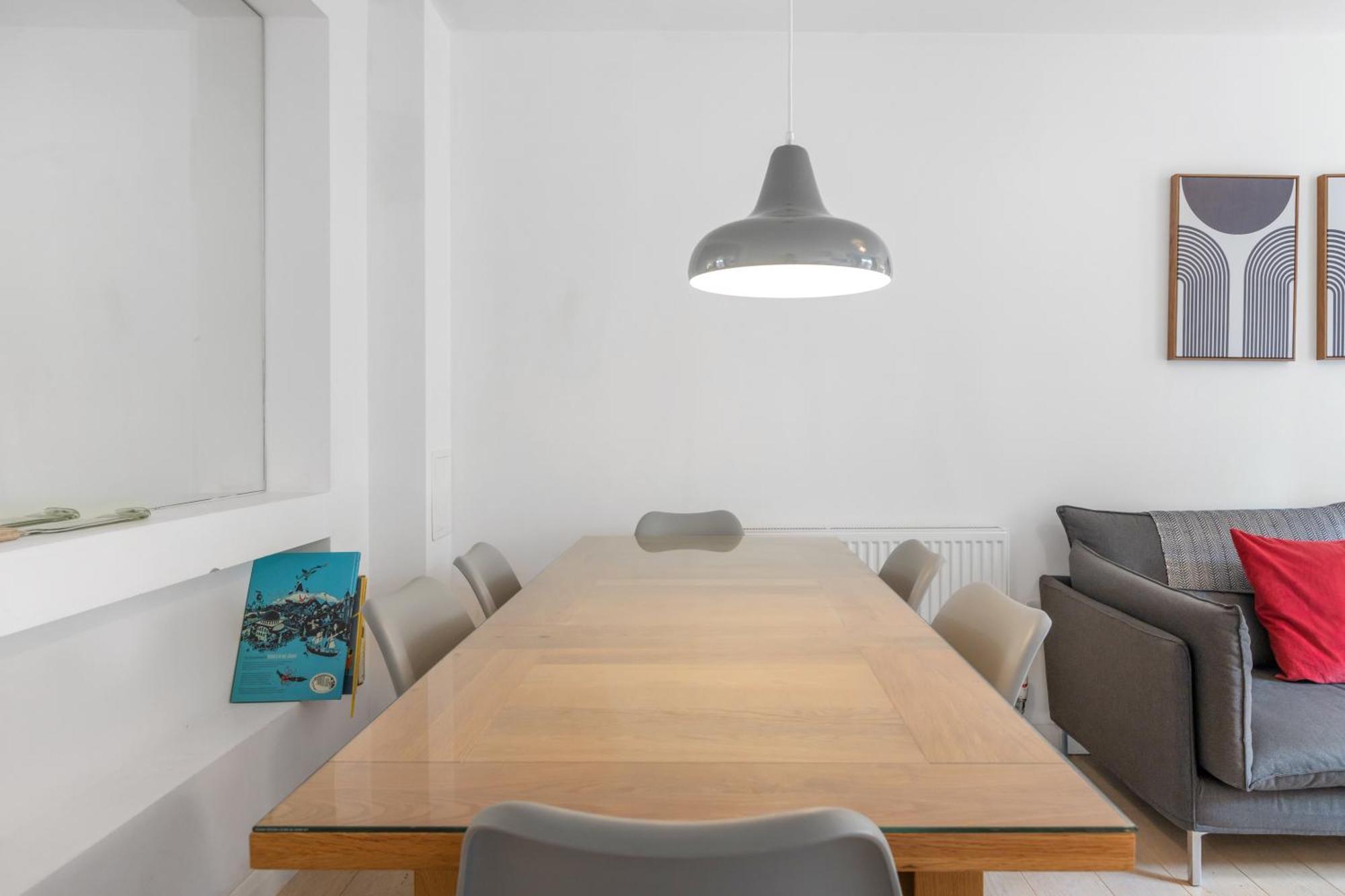 4 Bed 2 Bath - Modern Flat Right On Columbia Road! Ferienhaus London
