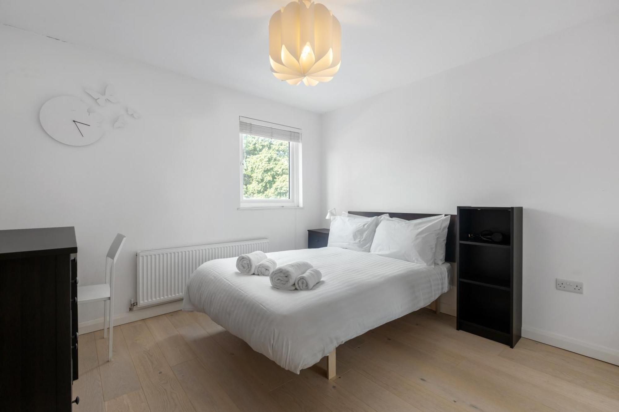 4 Bed 2 Bath - Modern Flat Right On Columbia Road! Feriehus *