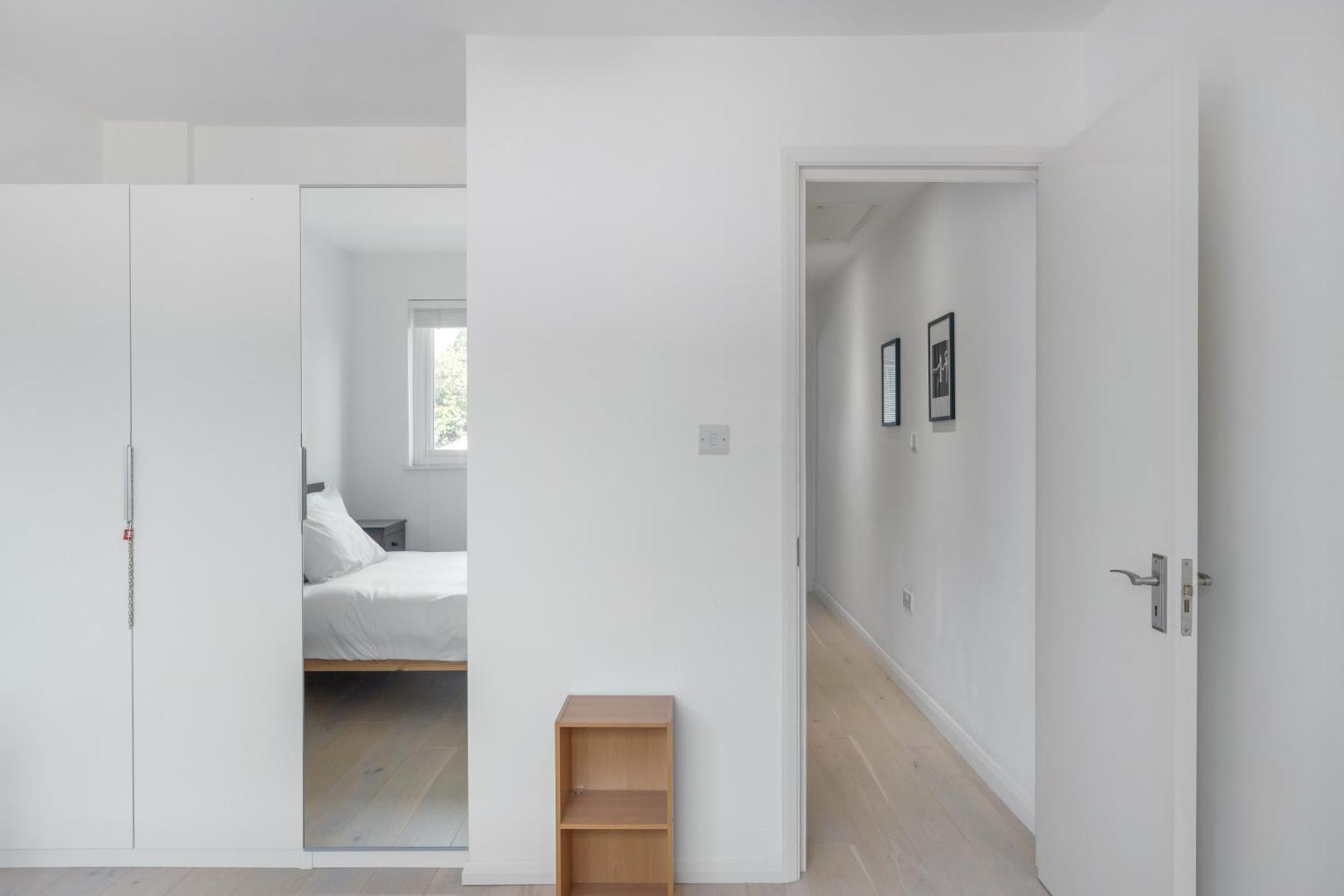 Feriehus 4 Bed 2 Bath - Modern Flat Right On Columbia Road! *