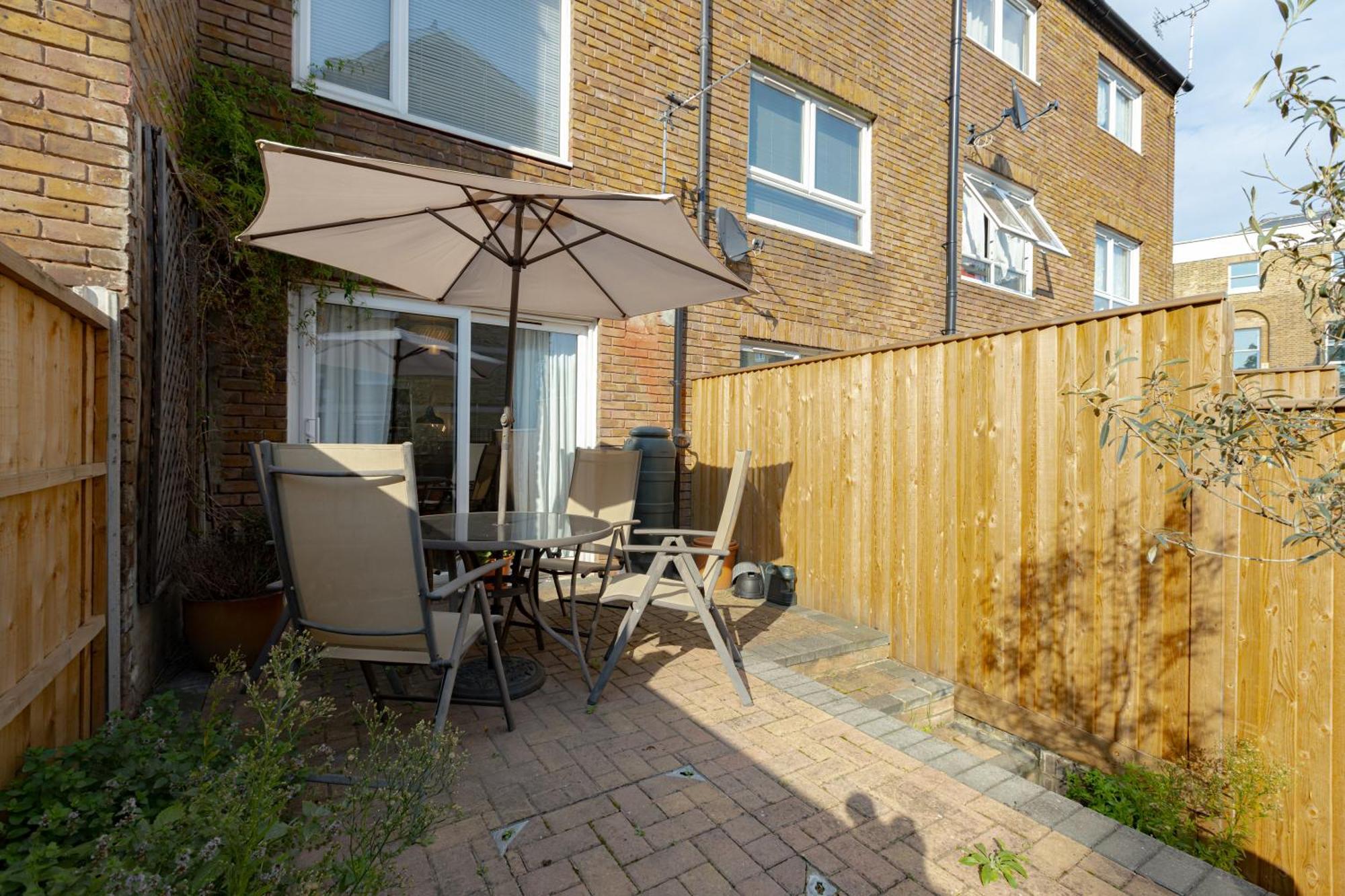 Feriehus 4 Bed 2 Bath - Modern Flat Right On Columbia Road!