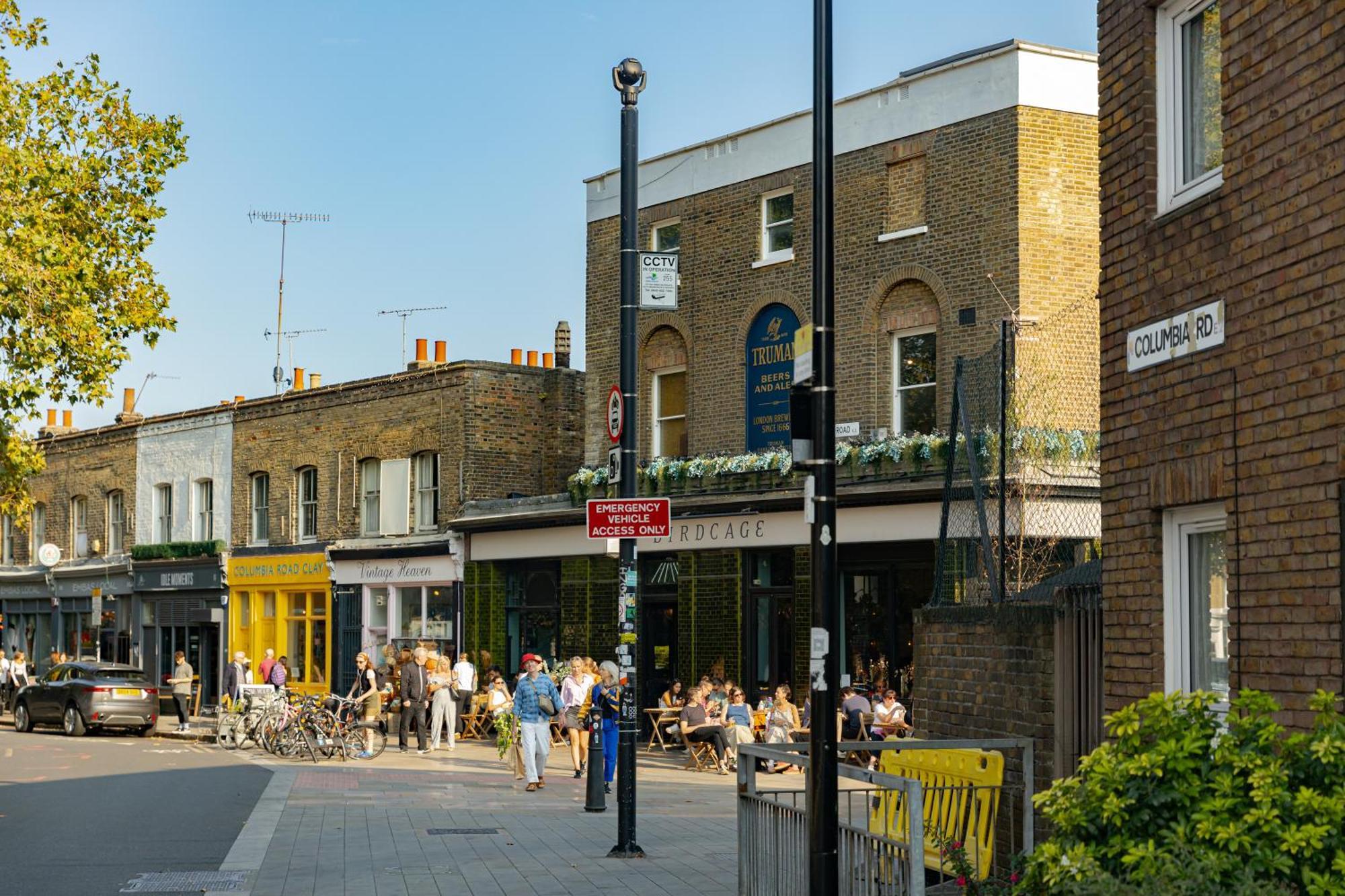 4 Bed 2 Bath - Modern Flat Right On Columbia Road! Ferienhaus London