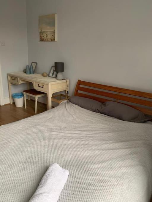 7 Bedroom Victorian House Zone 2 Feriehus *