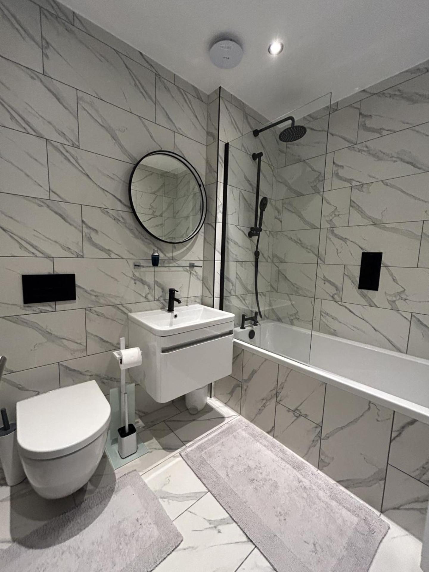 Stylish One Bed Flat In Paddington Pool And Gym Next Door Free Secure Underground Parking Nearby Appartement *