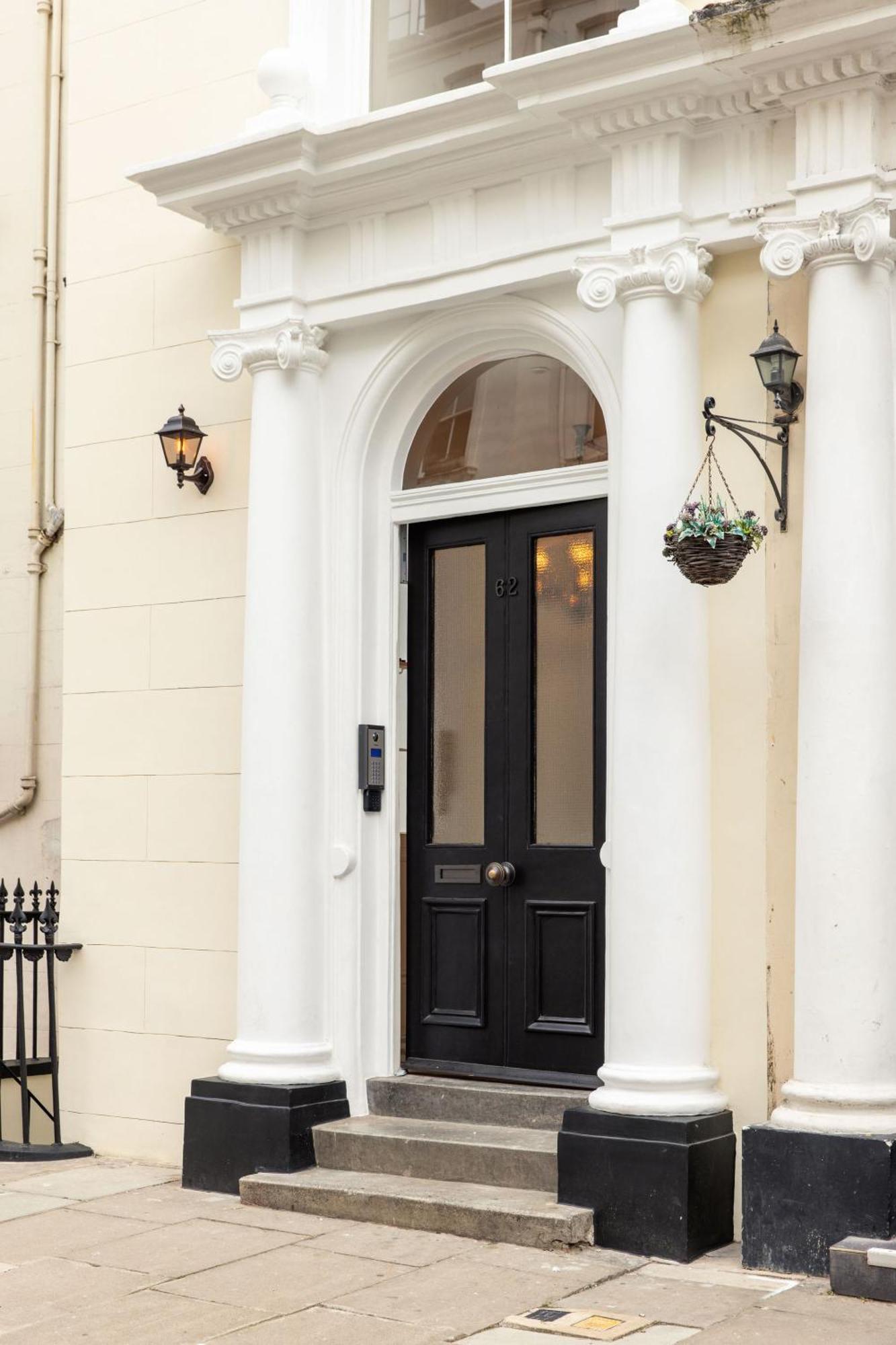 Fivem Notting Hill Leilighet *