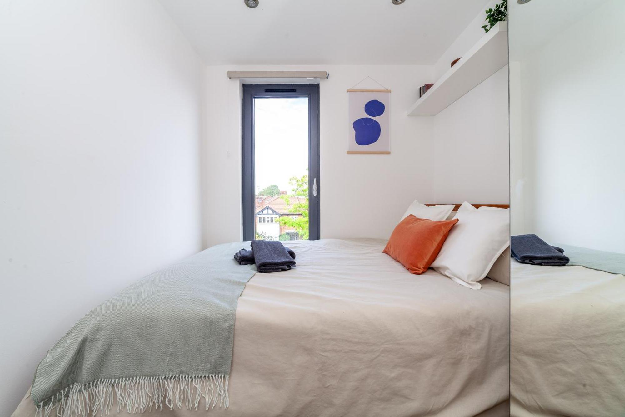 Modern 3 Bed & 3 Bathrooms Flat, Hackney Downs Apartment London