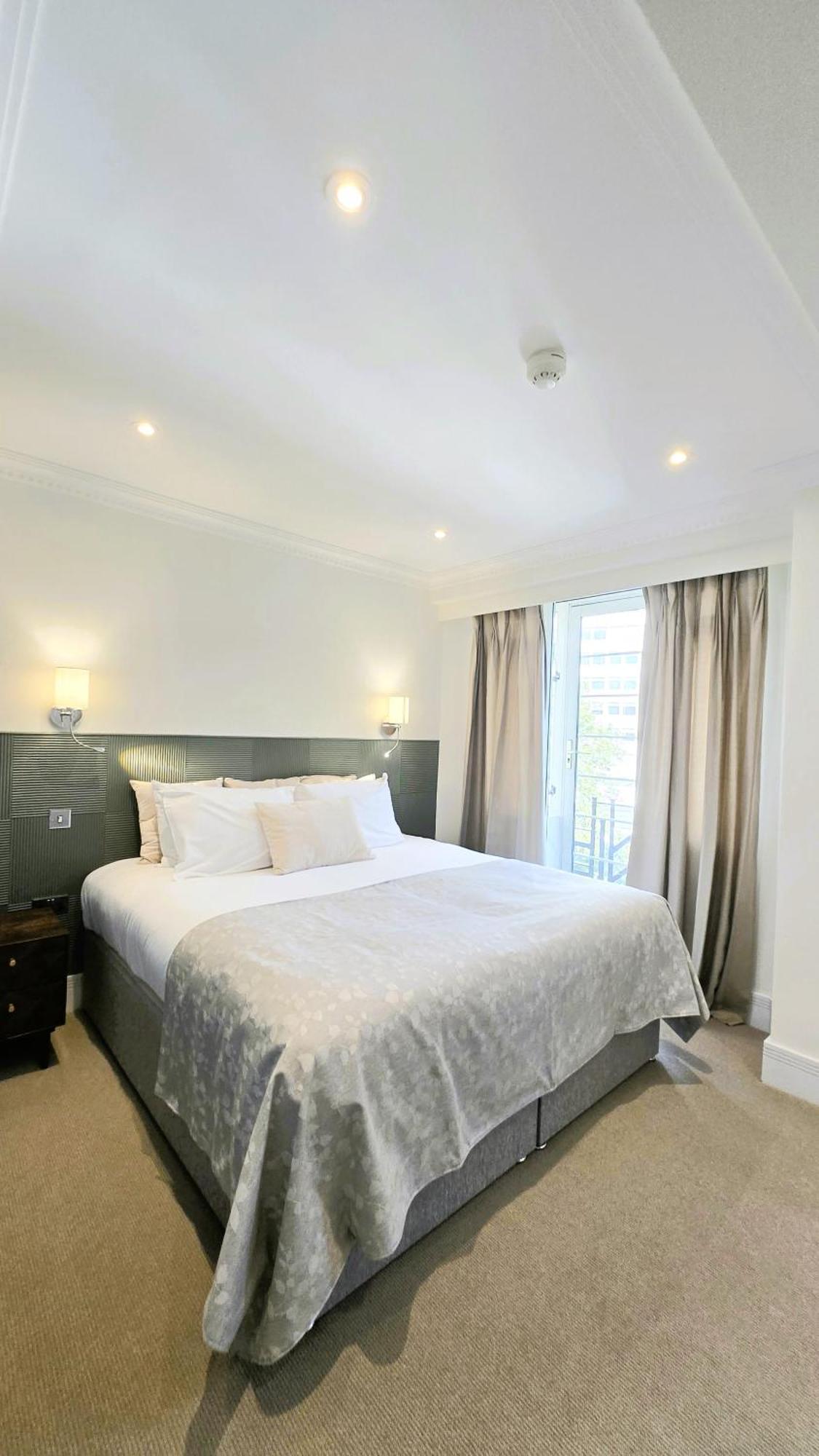 Fountain House London