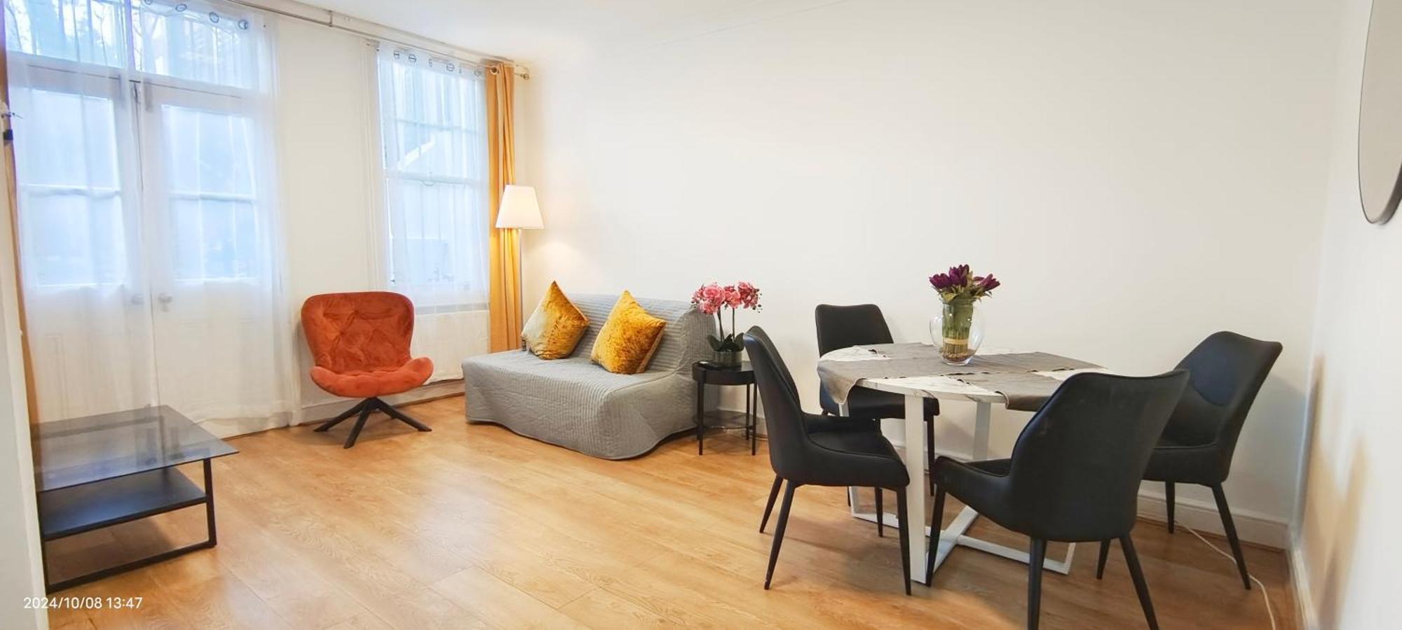 Apartment Blossom With Garden