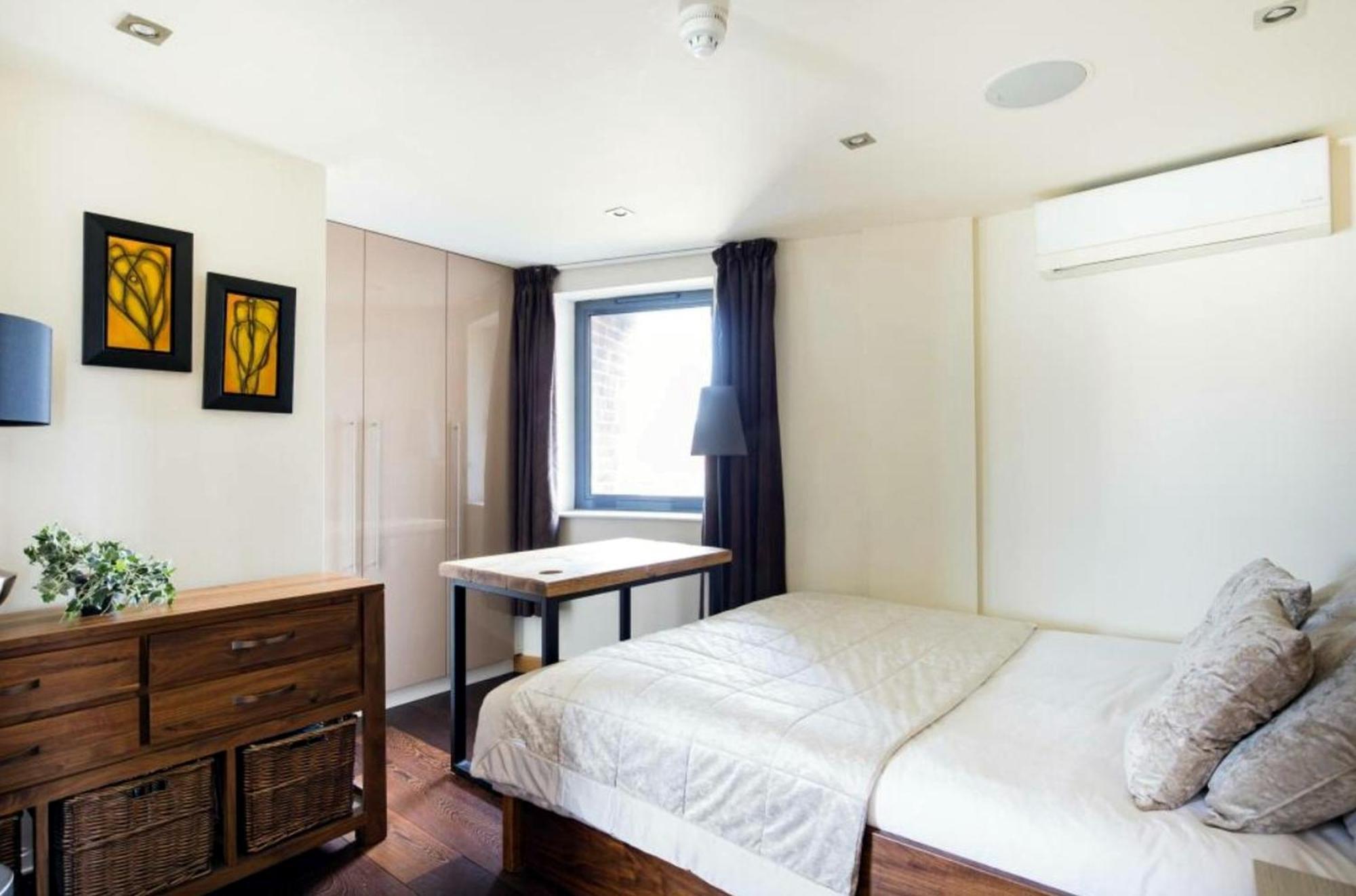 Spectacular 4 Bedroom Apartment London