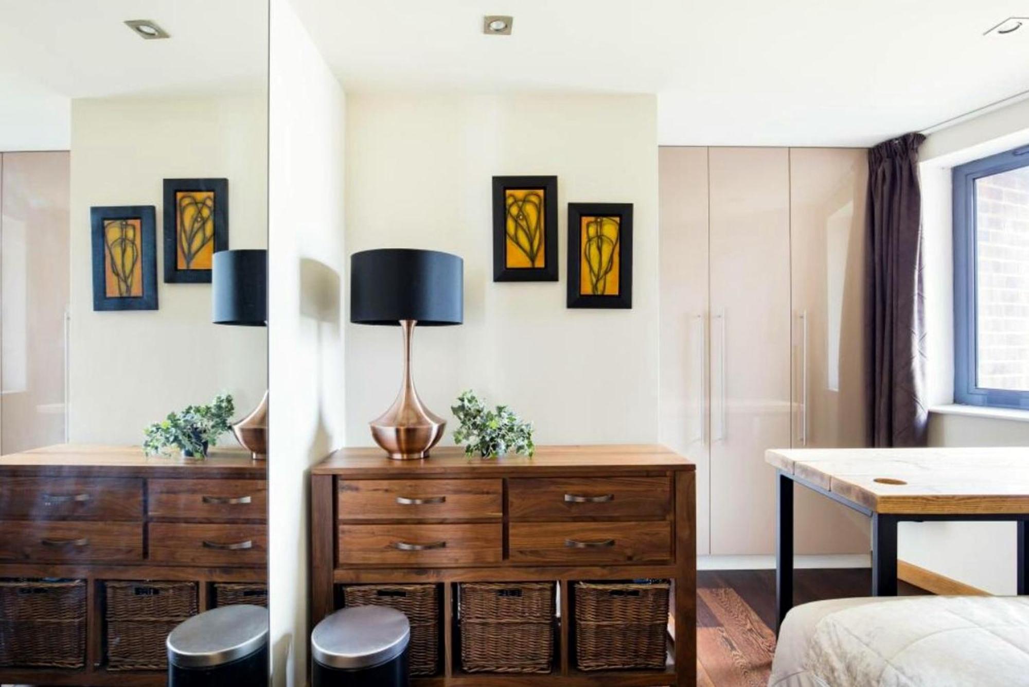 Spectacular 4 Bedroom Apartment London