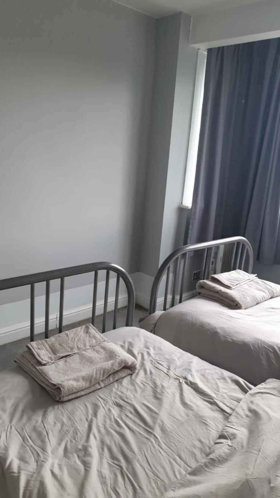 Lejlighed Spacious Wanstead Apartment- Sleeps 4! *