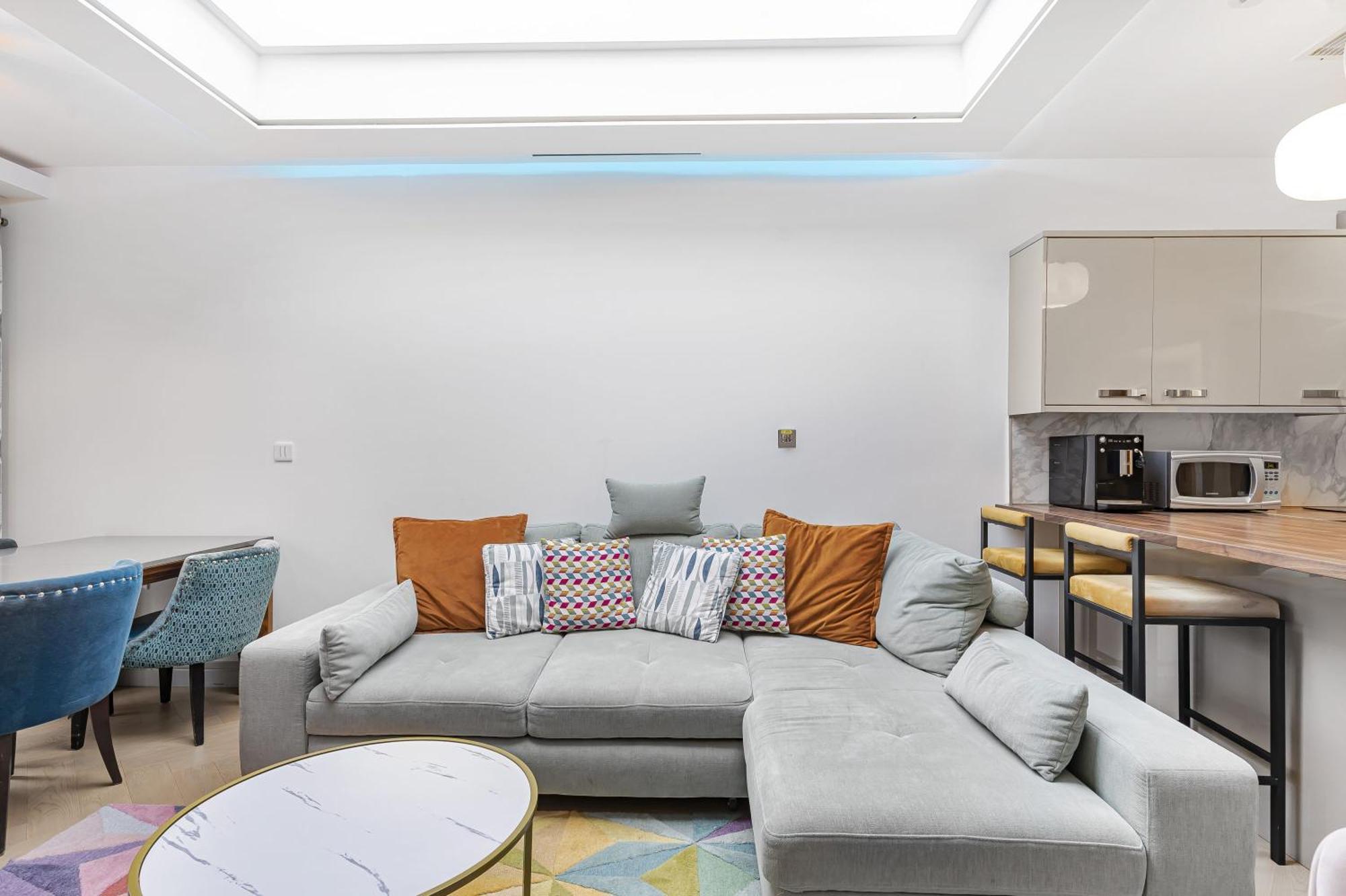Stylish Modern In Nw6 Londen