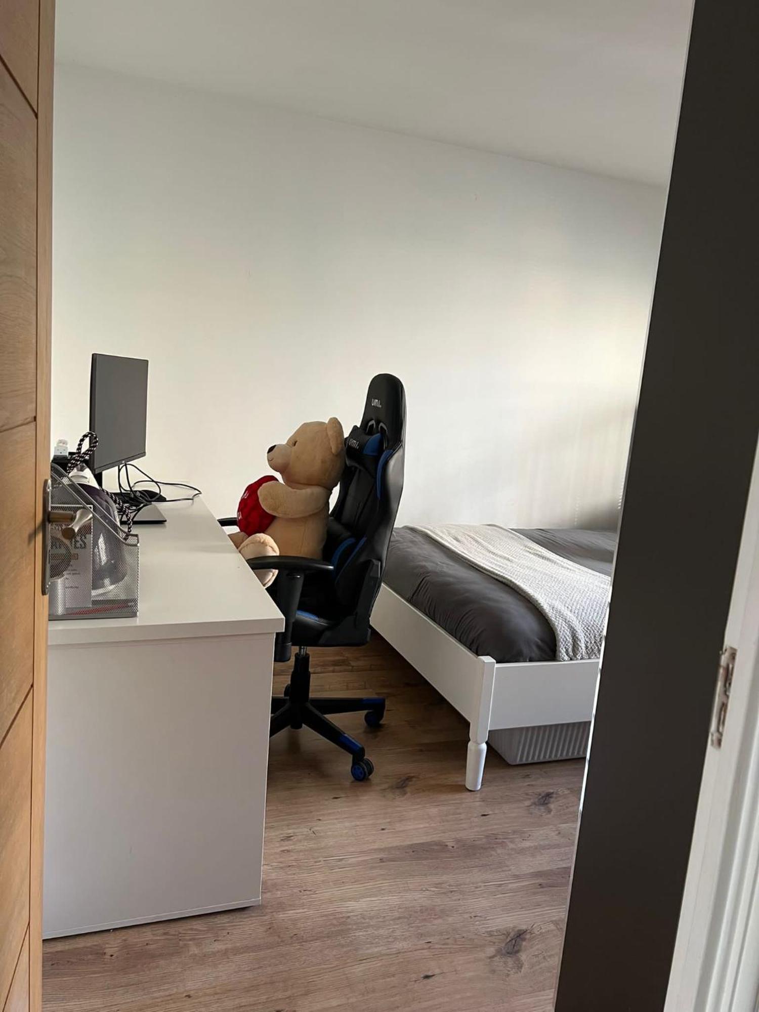 Stylish 3 Bed Flat In Greenwich *