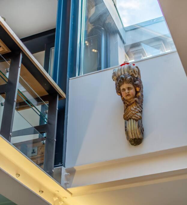 Penthouse * London