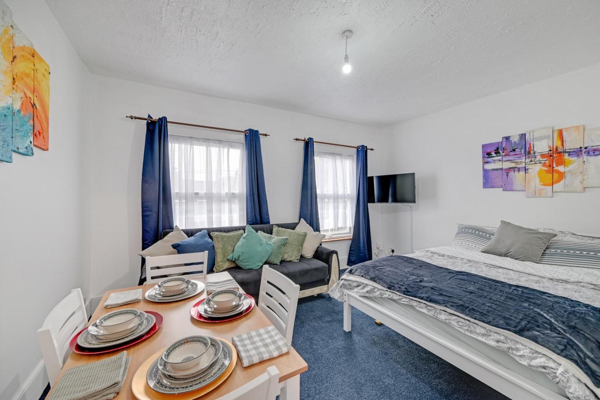 Cosy & Comfy Tottenham Sleeps 4 Leilighet