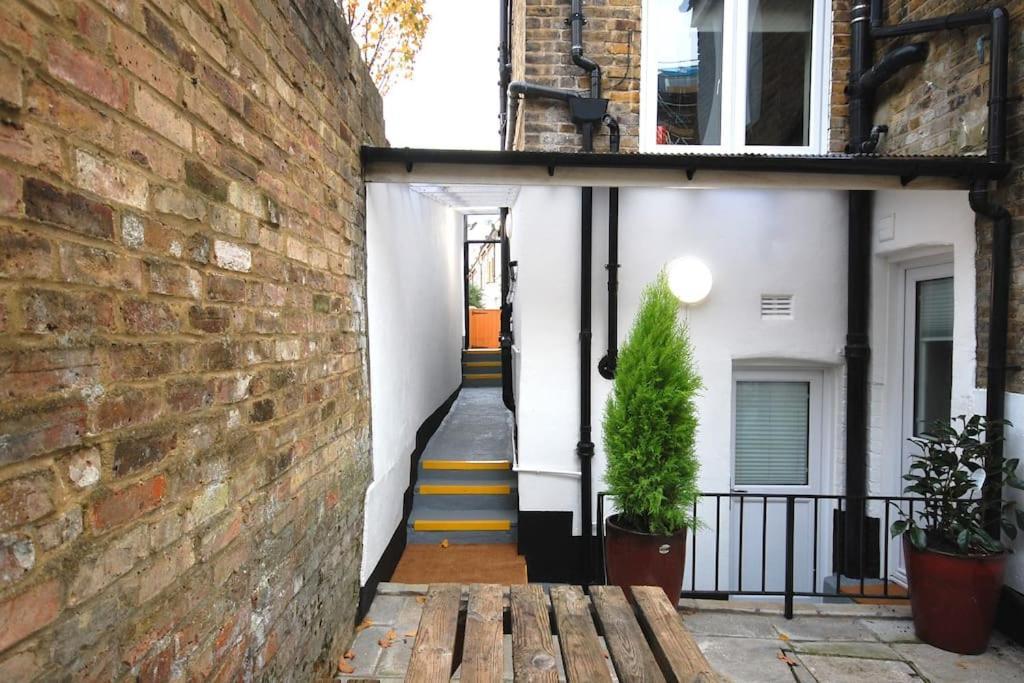 Newly Refurbished - Flat 8 Appartement
