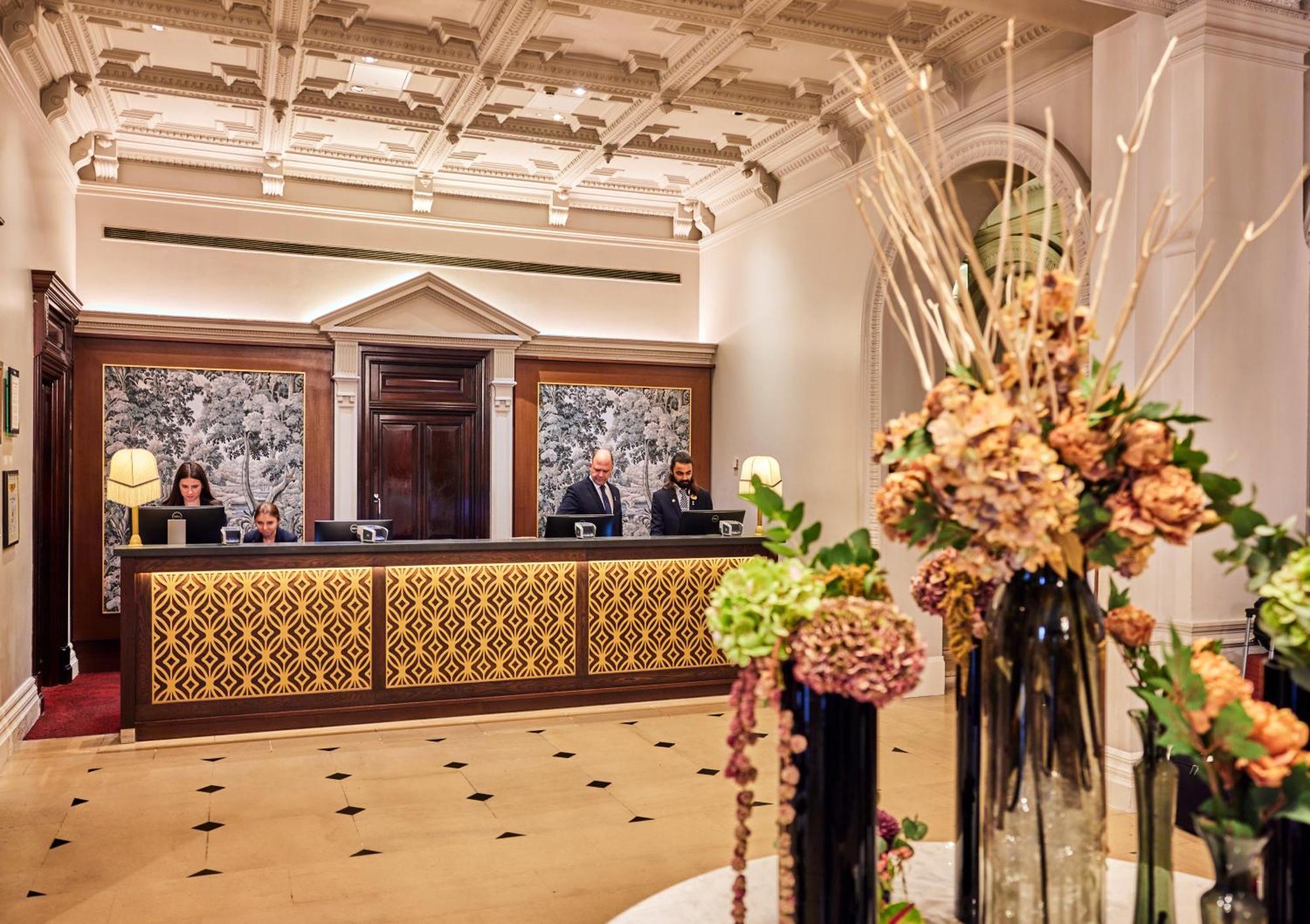 The Royal Horseguards Hotel, Hotell