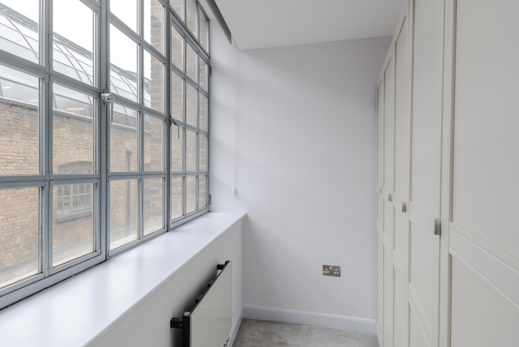 Apartment Law & Order - Farringdon - By Frankie Says *