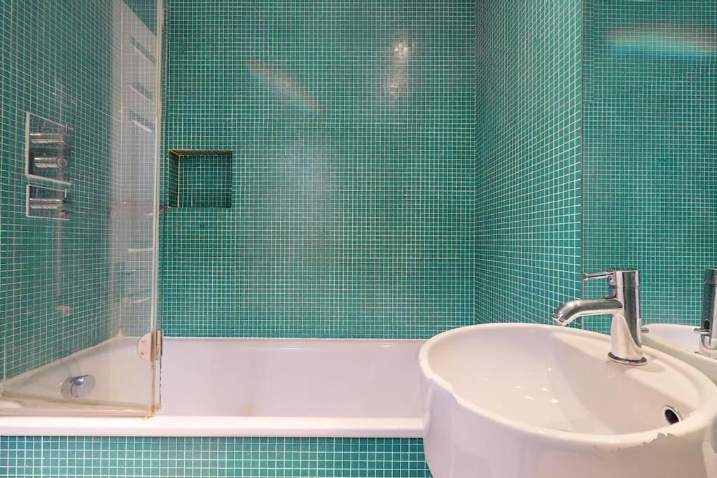 Lägenhet Charming And Bright Flat In Paddington! *