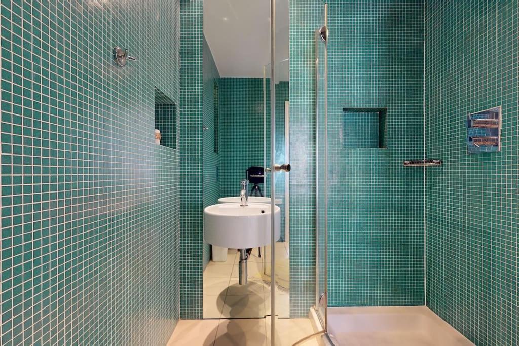 Lägenhet Charming And Bright Flat In Paddington! London