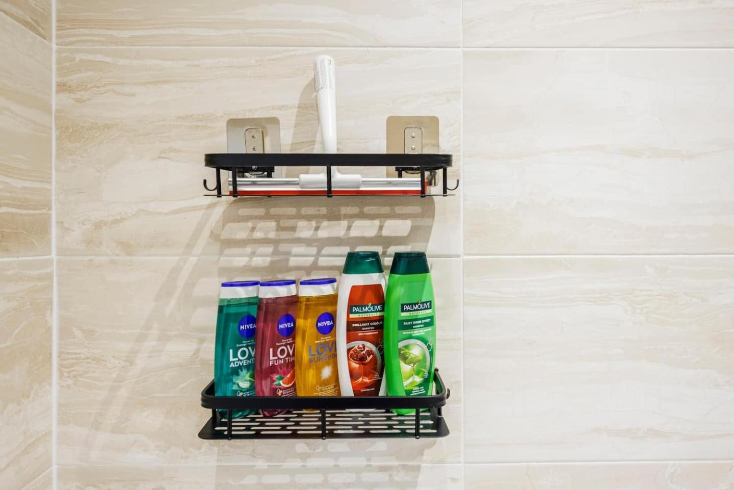 12 Bed Charming And Bright Flat * Londen