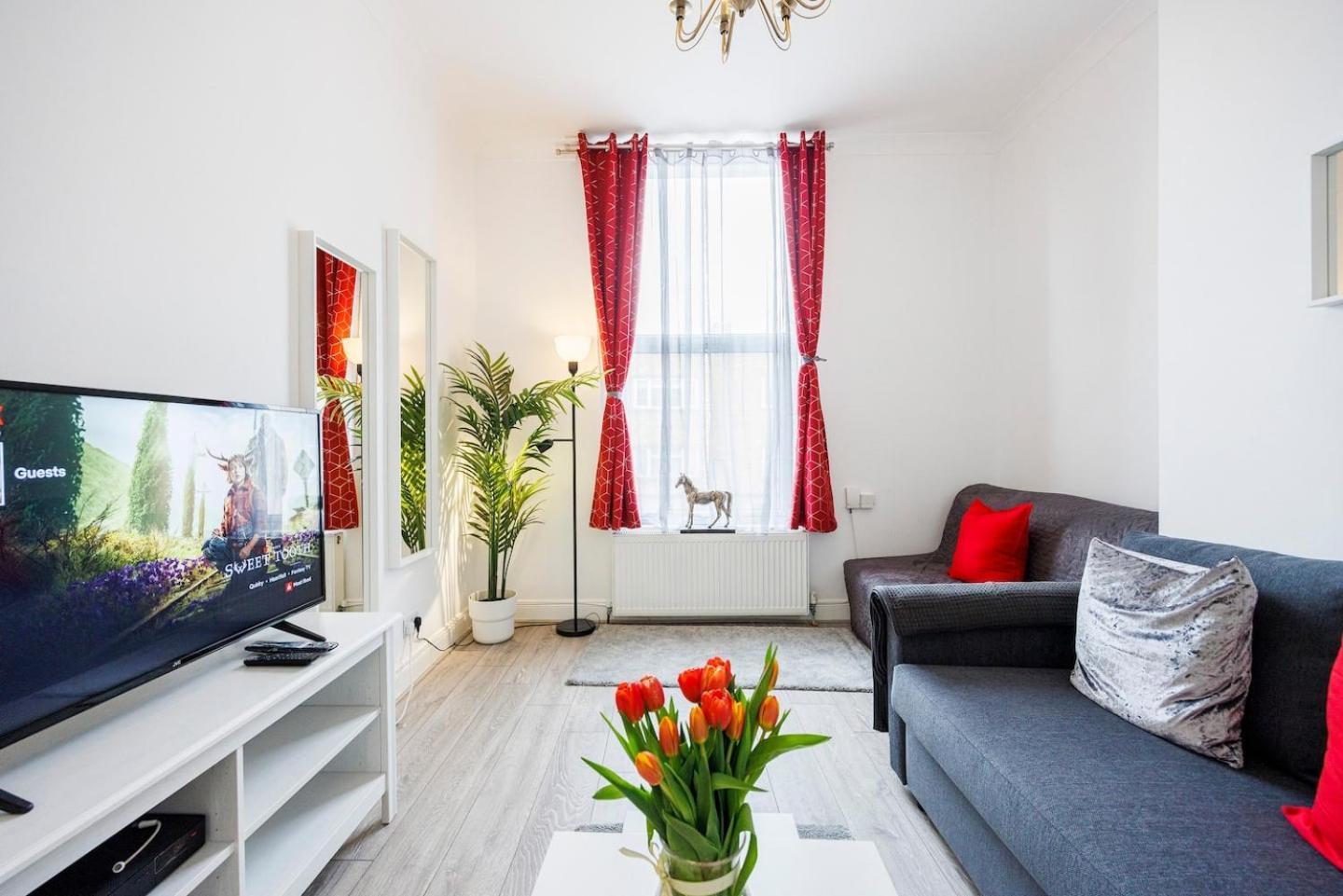 Appartement 12 Bed Charming And Bright Flat Londen