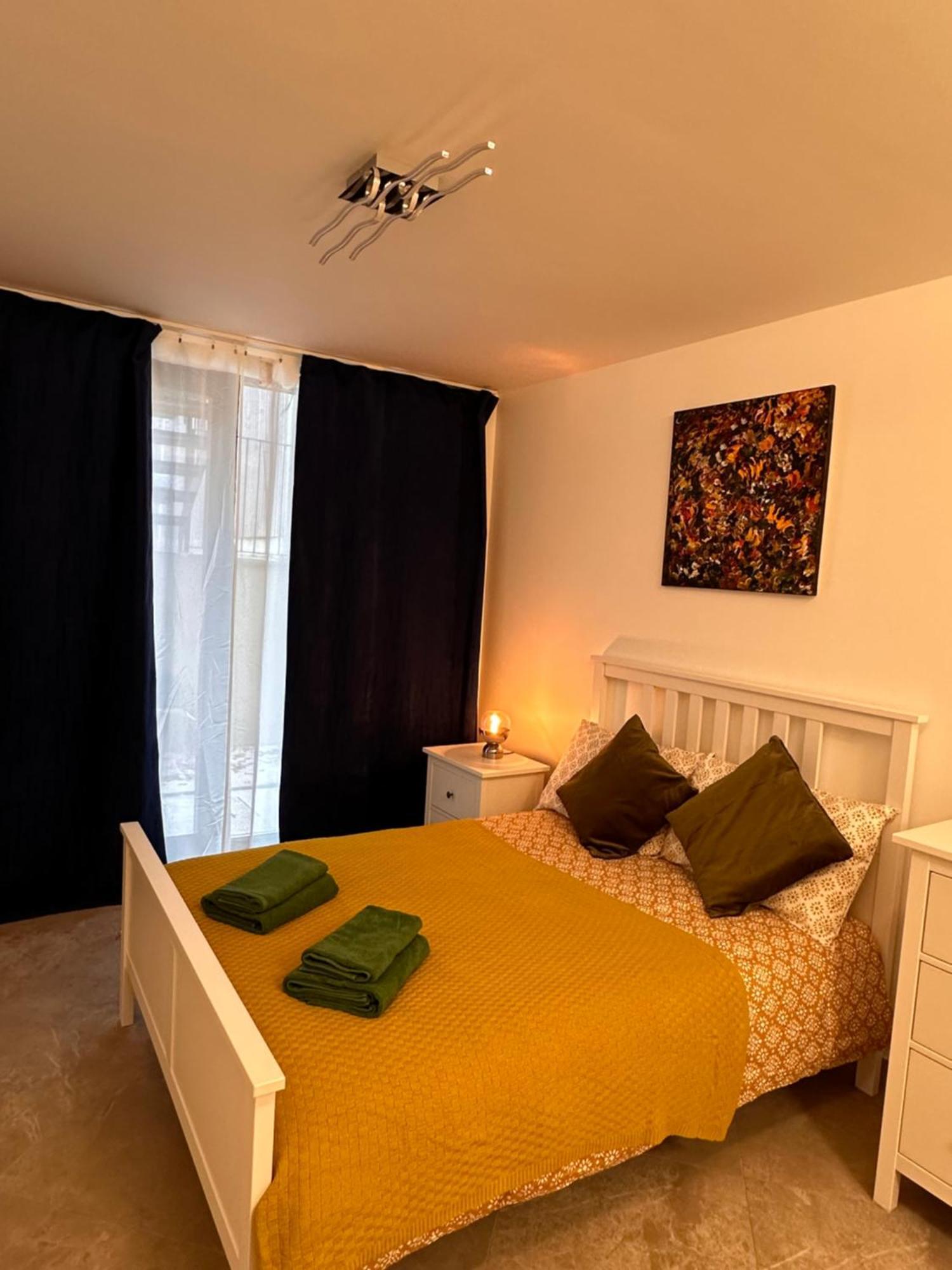 Aya's Snaresbrook Appartamento Londra