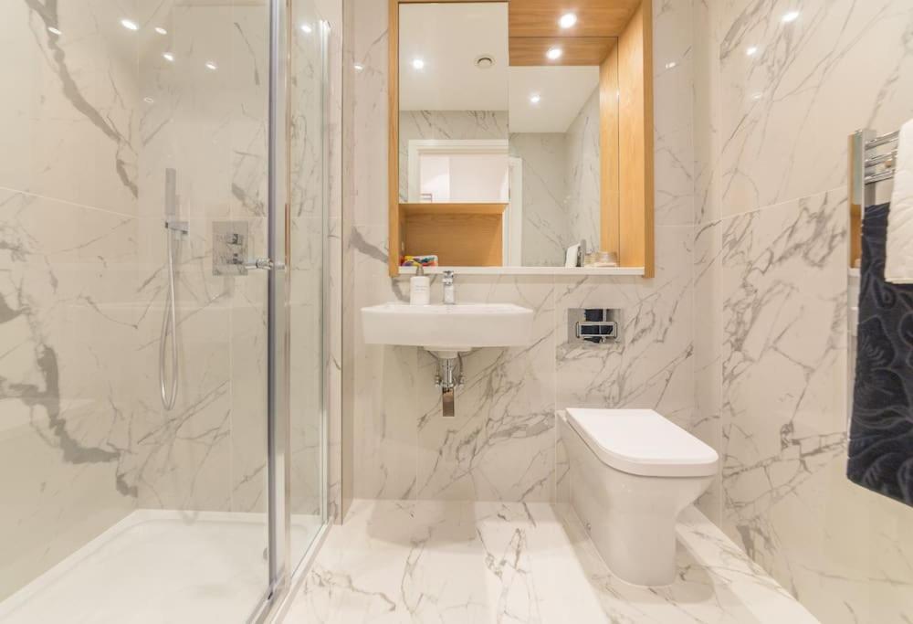 Luxury In * Londra