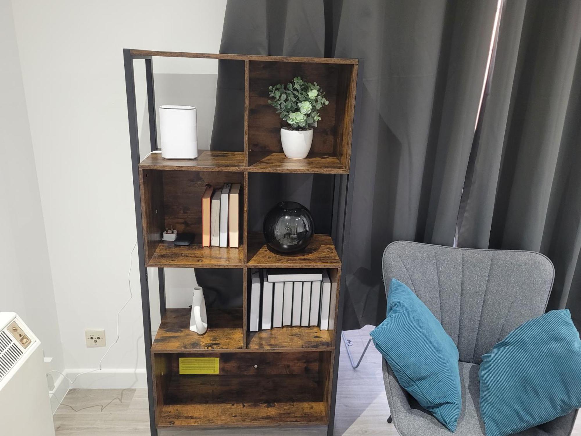 New King Size Bed With Free Parking Leilighet *