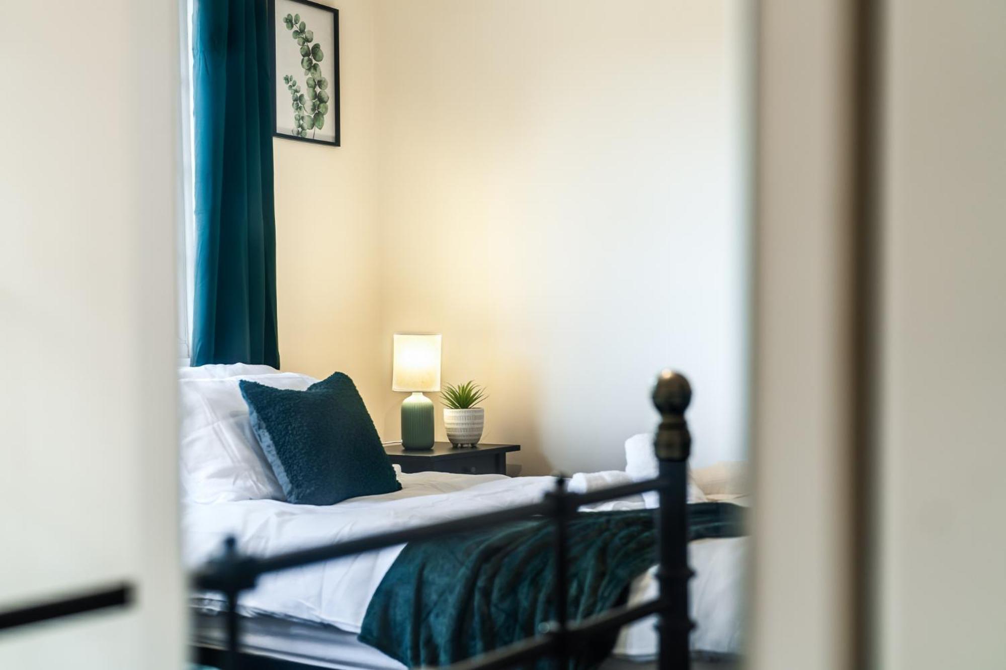 Hébergement de vacances Wilkinsons Home-free Parking, Perfect For Contractors & Weekend Getaways, Near Airport & Excel