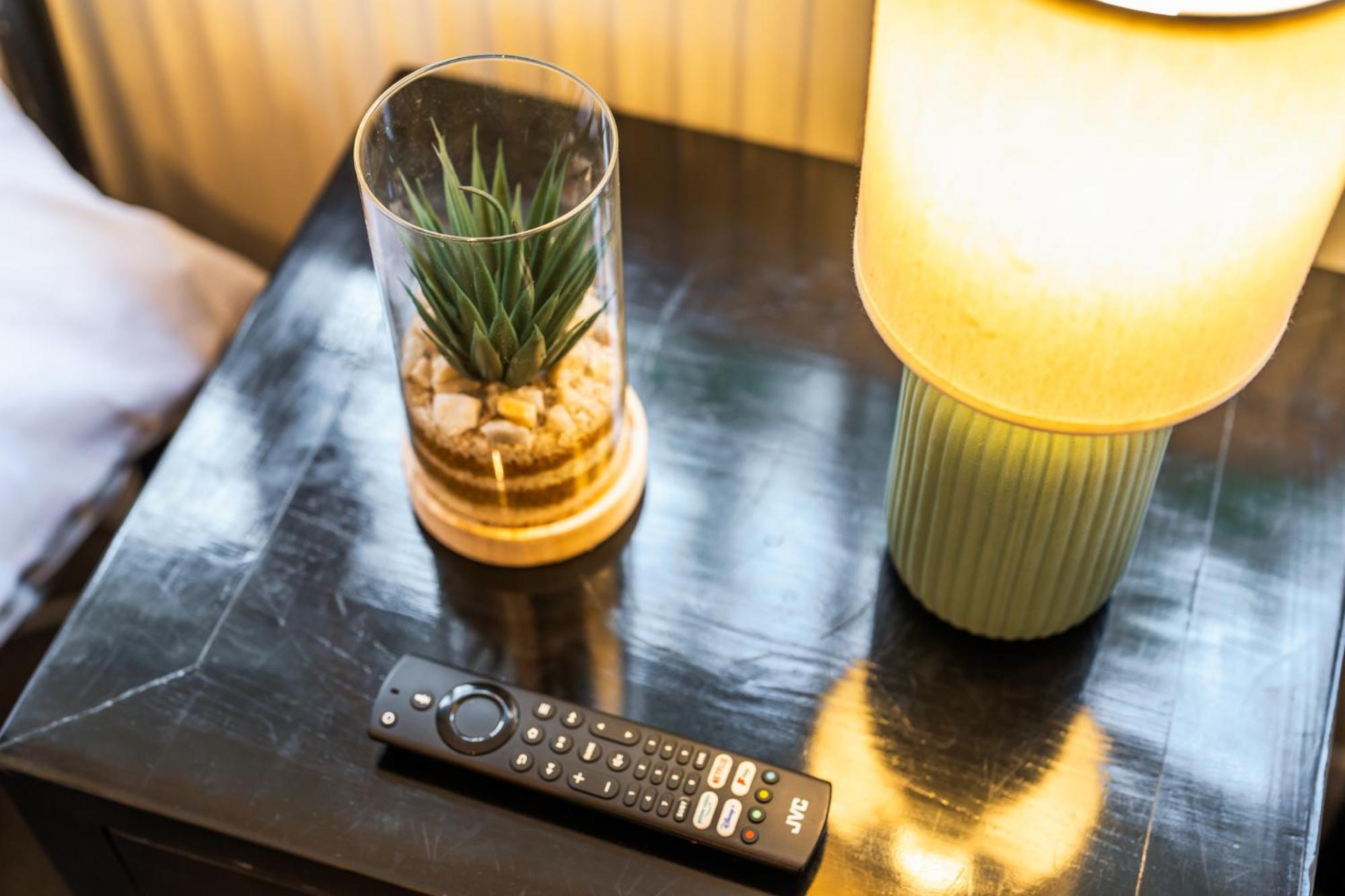 Wilkinsons Home-free Parking, Perfect For Contractors & Weekend Getaways, Near Airport & Excel Hébergement de vacances Londres