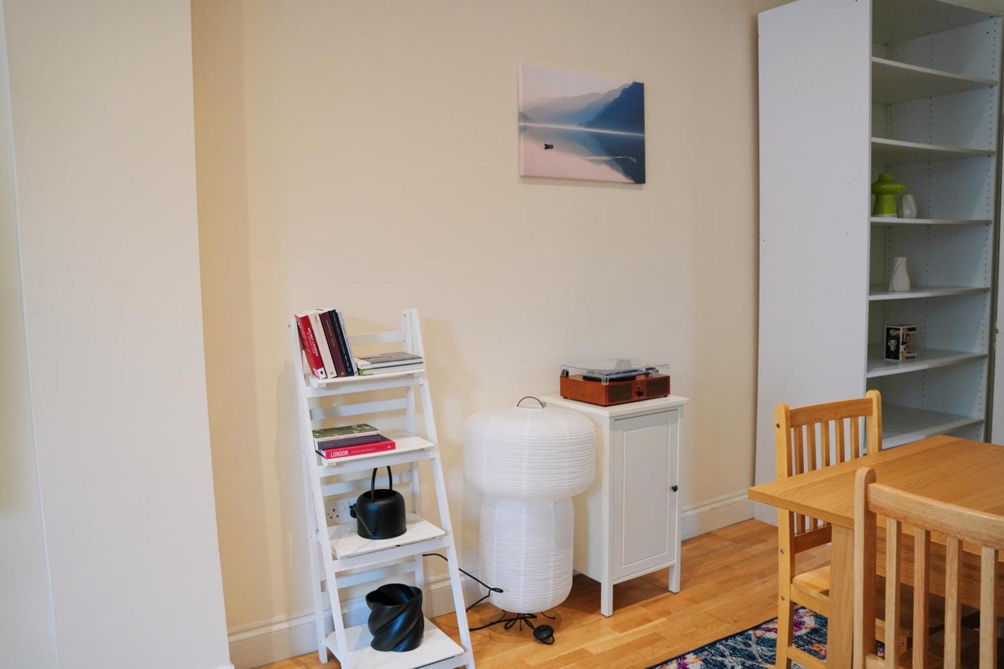 The Chic Townhouse In Kings Cross!!! 3 Floors Londra
