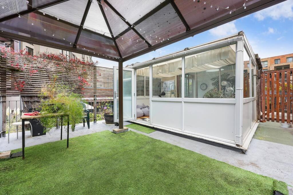 Two-bedroom Short Term & Flexible Renting Hackney With Free Wifi And Roof Terrace! Appartement