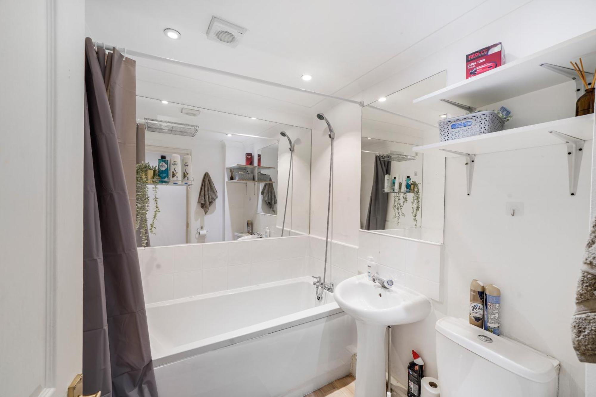 1br & 2br Apts By Livestay Short Lets & Serviced With Free Wifi Lejlighed *