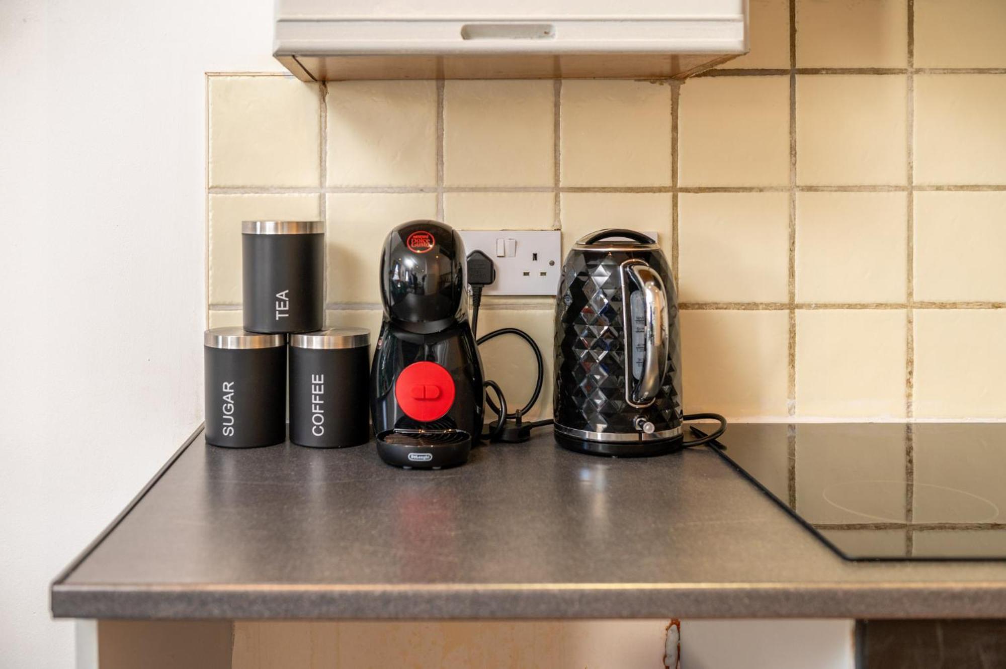 Lejlighed 1br & 2br Apts By Livestay Short Lets & Serviced With Free Wifi London