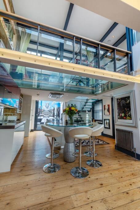 Apartment Penthouse
