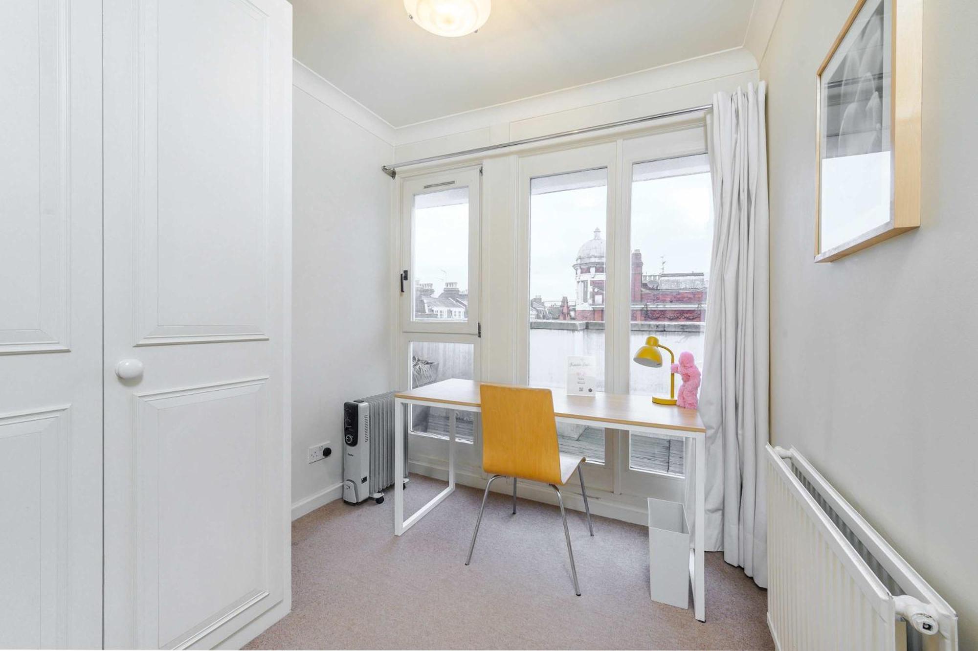 The Aristocrat - Fitzrovia - By Frankie Says Appartement Londen