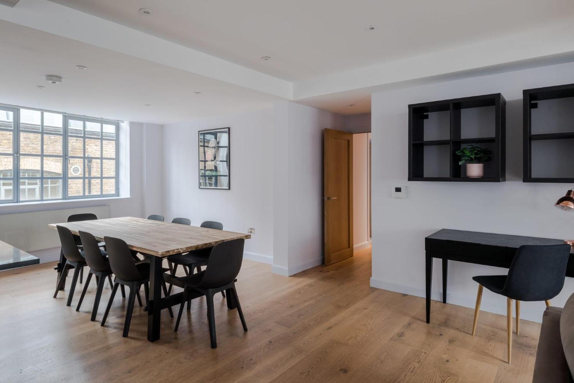 Law & Order - Farringdon - By Frankie Says Apartment London