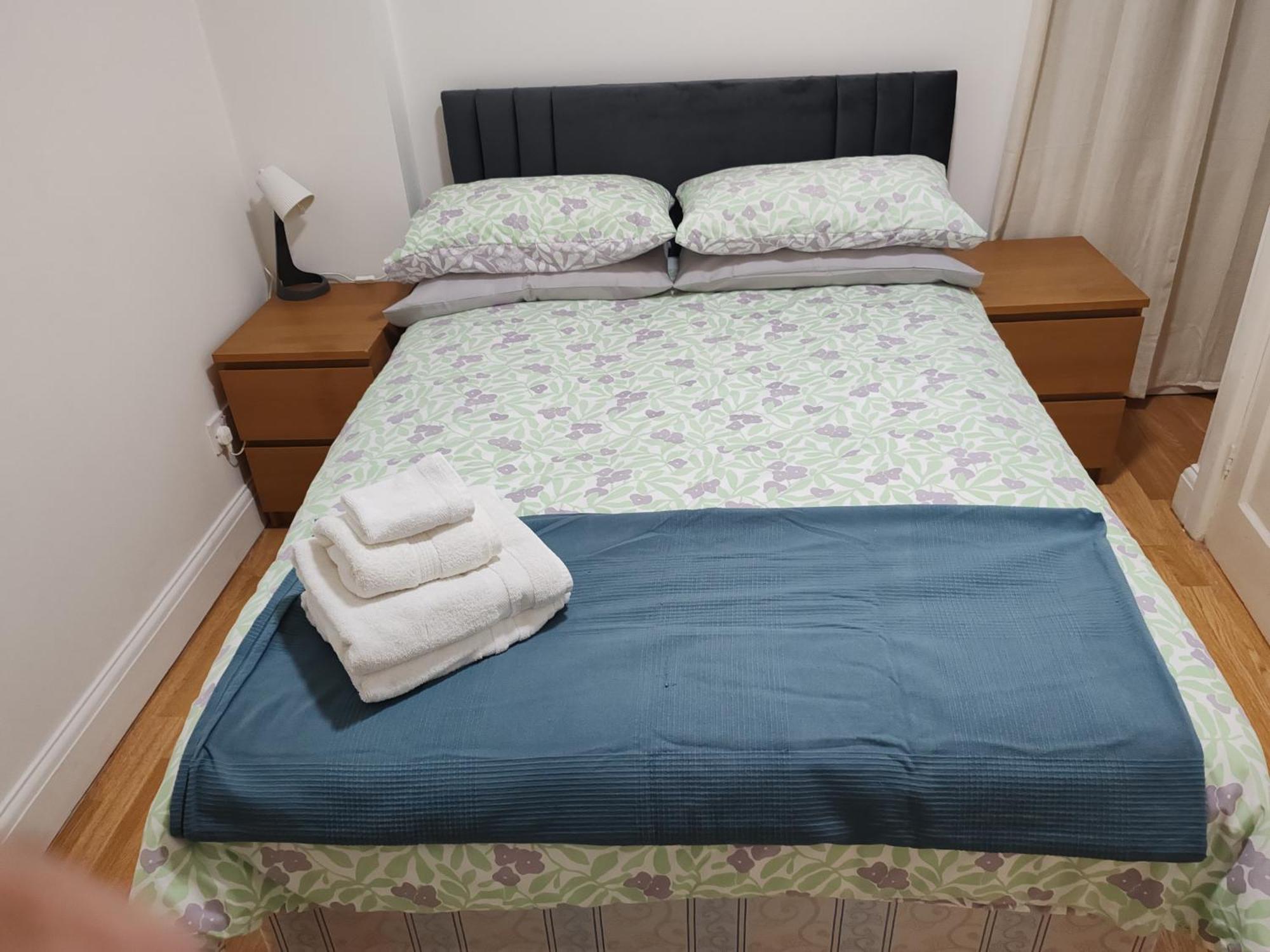 Two Bedroom In Queensway, W2, Apartment