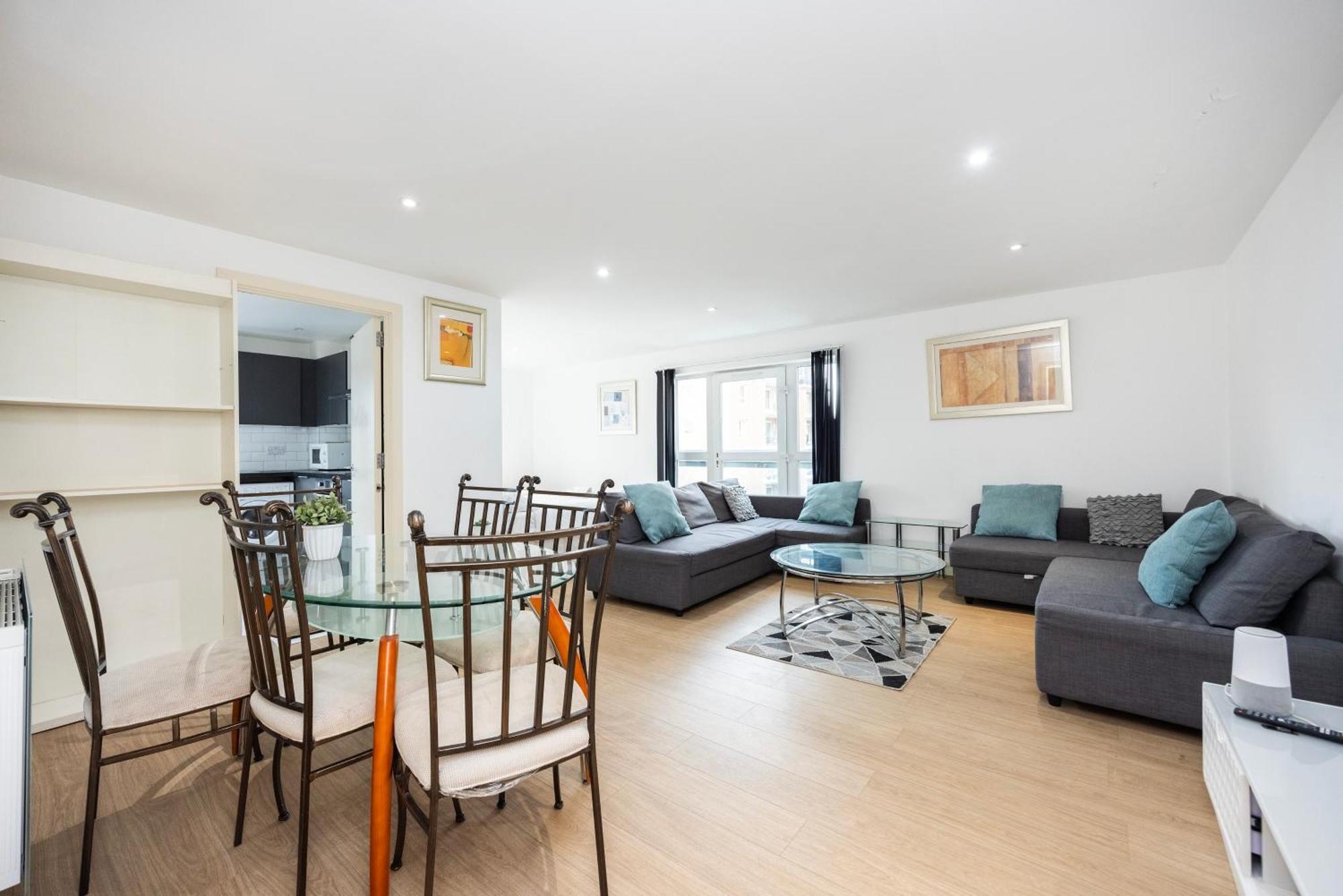 Appartement Heads On Bed -canary Wharf Docklands For The Larger Groups