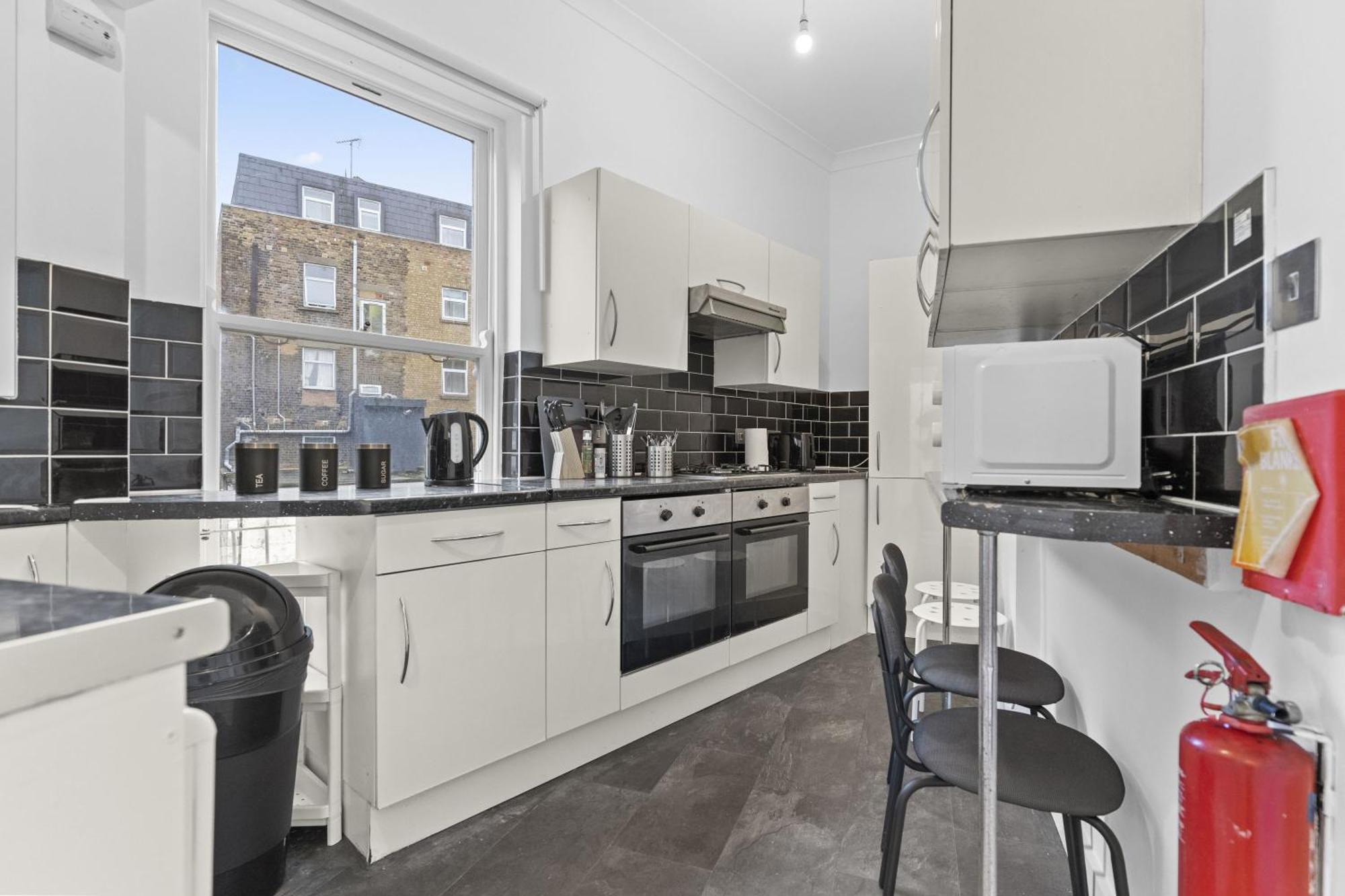 Affordable One Bedroom & In Lejlighed London