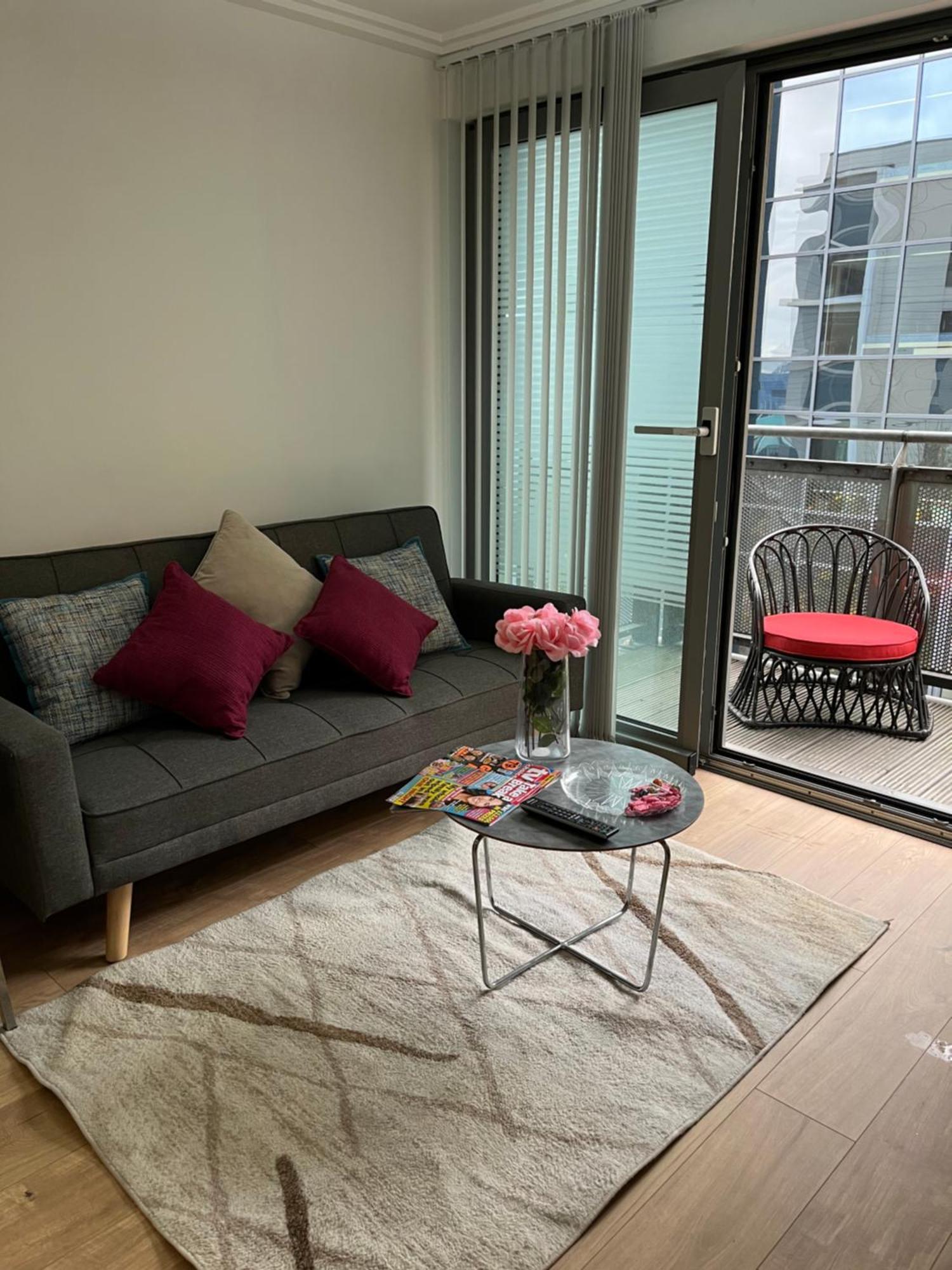 Leilighet North Acton Flat London
