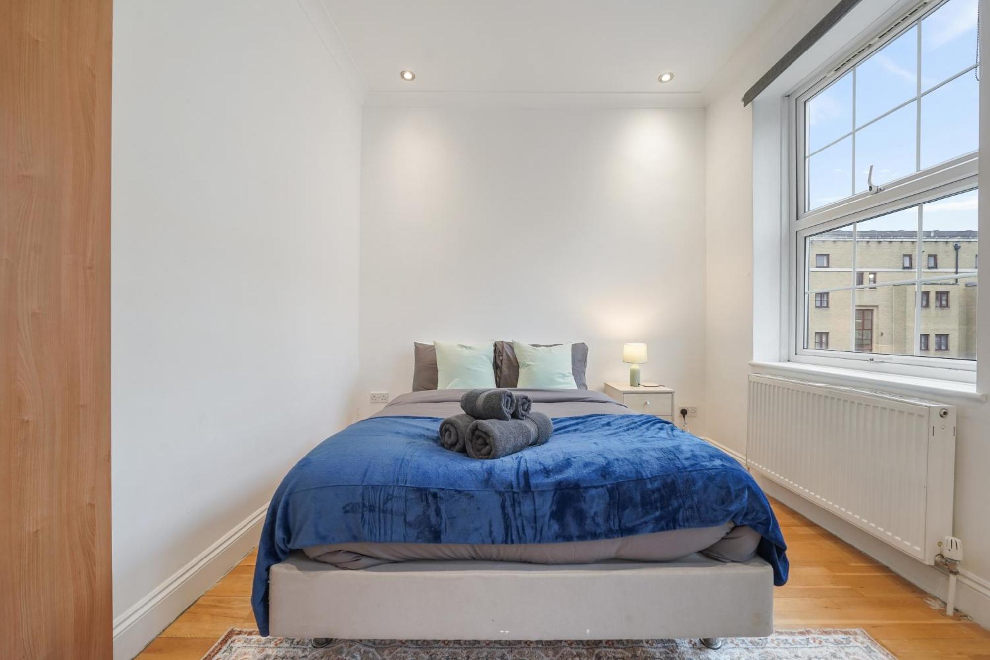 The Chic Townhouse In Kings Cross!!! 3 Floors * Londra