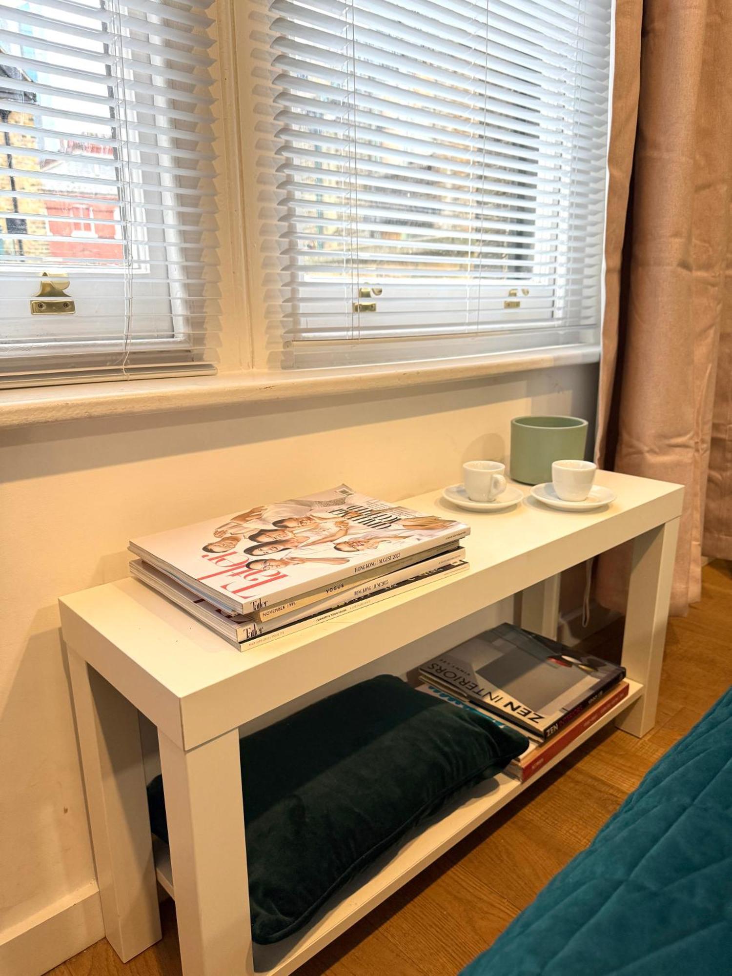 Beautiful En-suite By Hostara Homes Lägenhet *