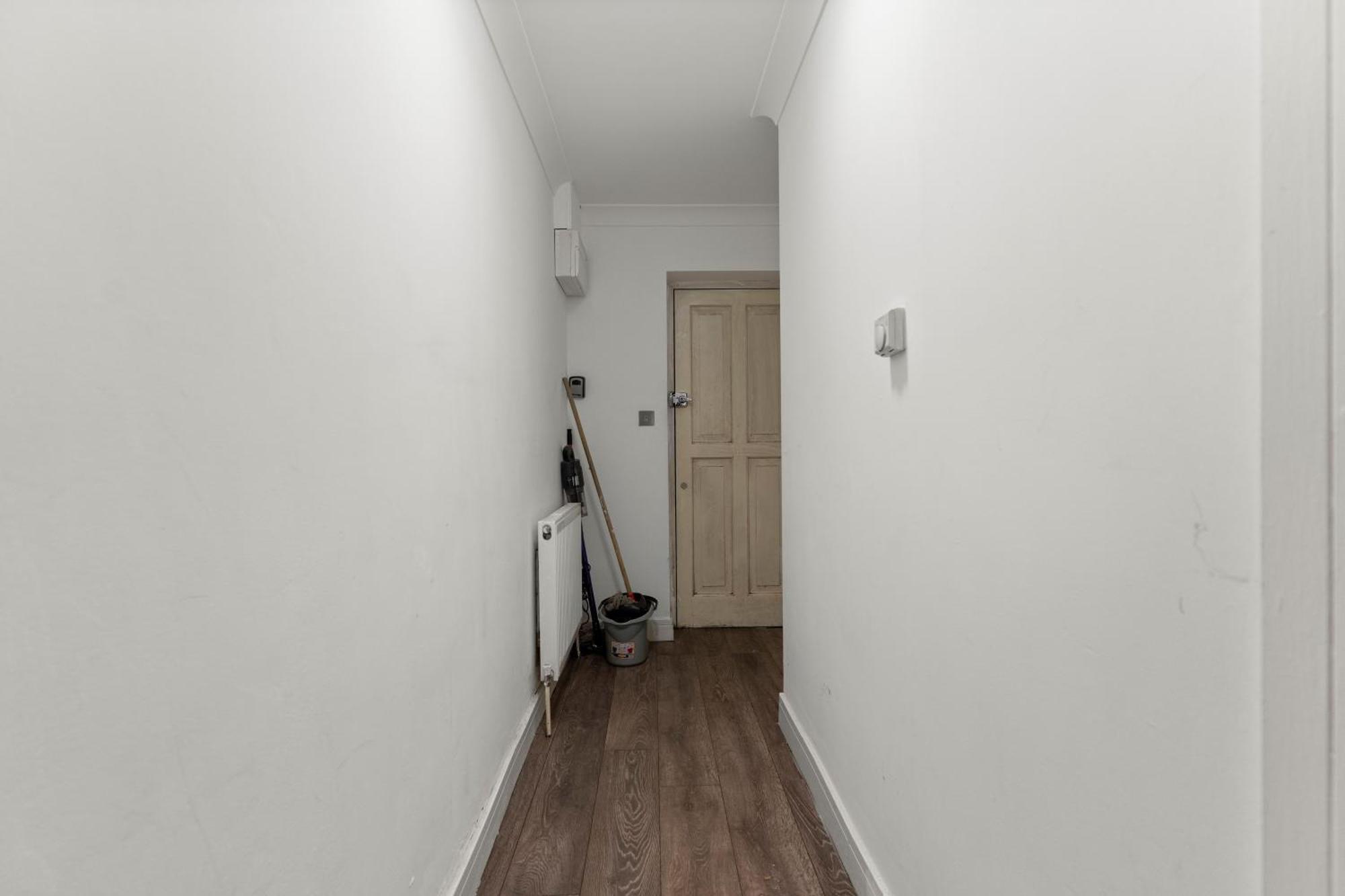 Lejlighed Affordable One Bedroom & In