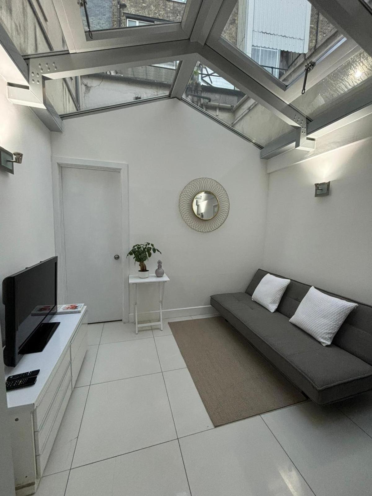 Modern Flat In Angel Apartment *