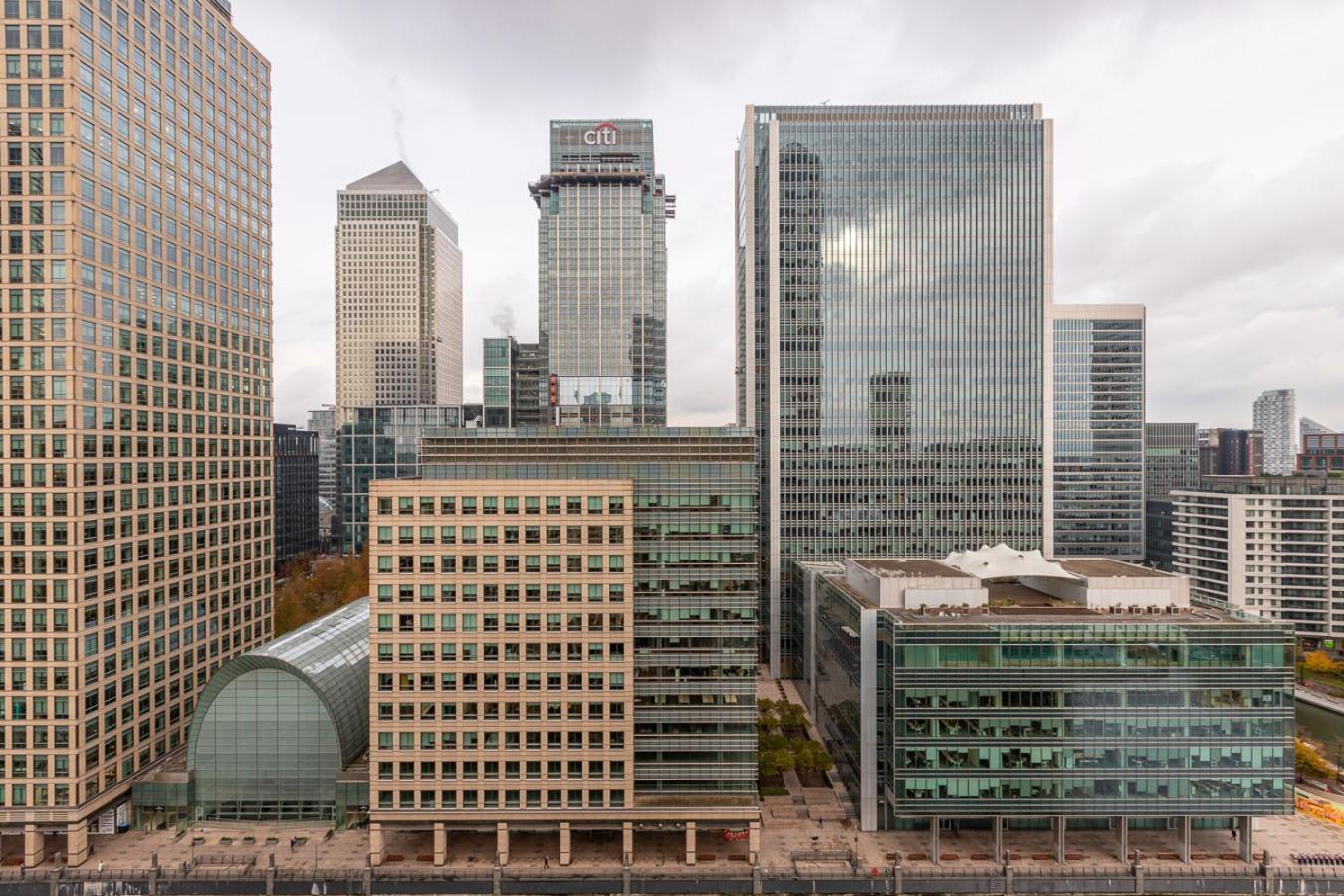 Waterfront Apartment London