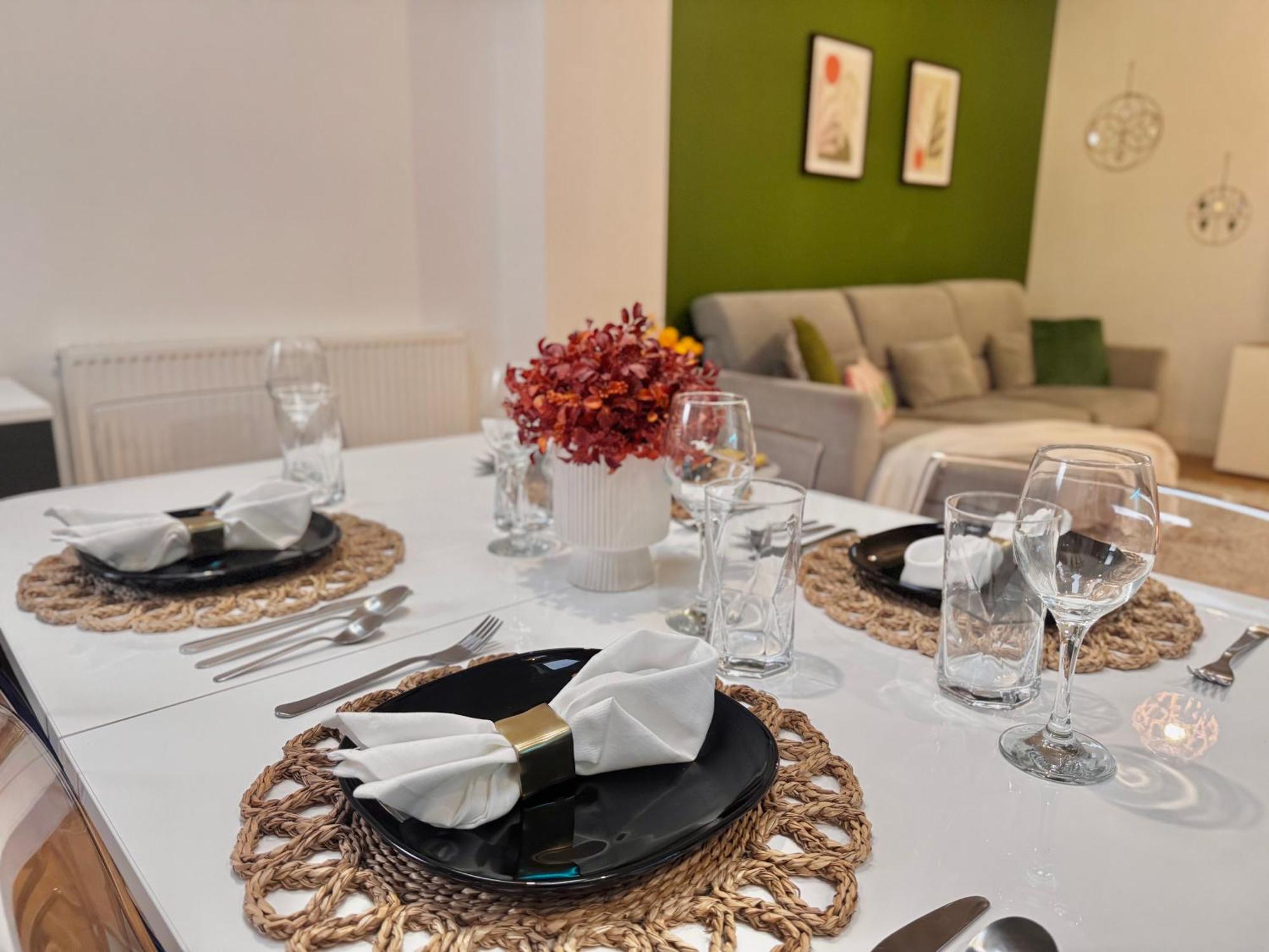 Apartment Modern 1-bed 30min To & Parking London